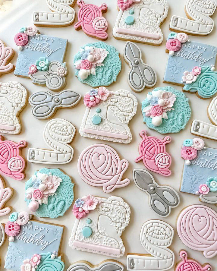 Needles & Yarn - Cookie Stamp & Cutter - Perfect for Fondant and Sugar Cookies