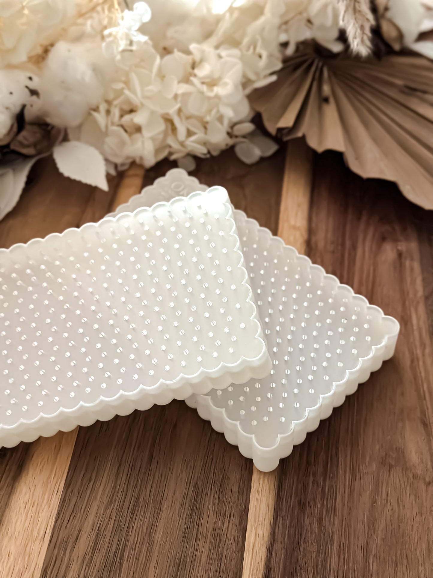 Two O'Khach Two Tone Plates for fondant cookie decorating, white plates with scalloped edges