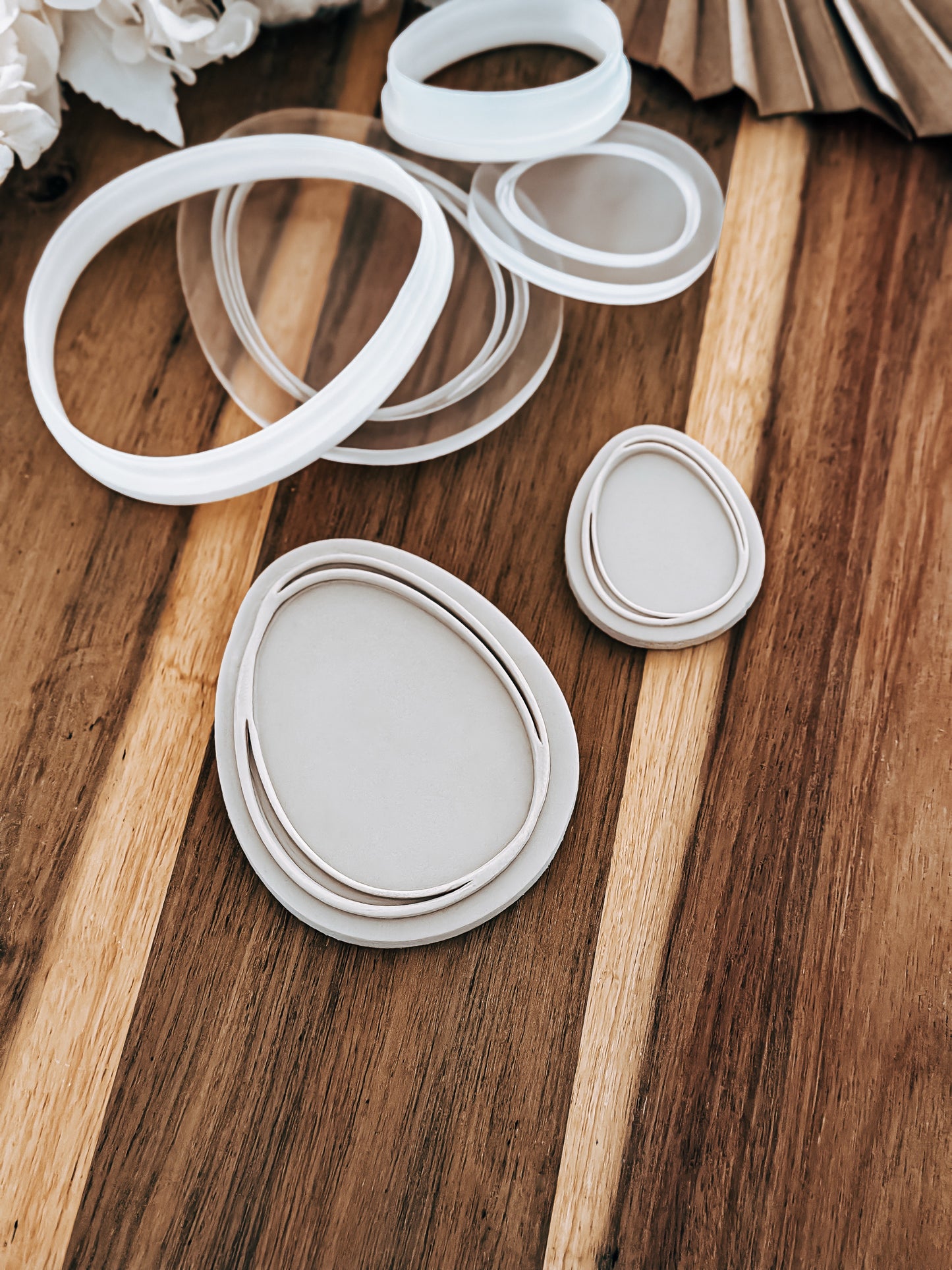 Egg (Lined Border) 'UP' - Cookie Stamp & Cutter - Ideal for Fondant & Sugar Cookies