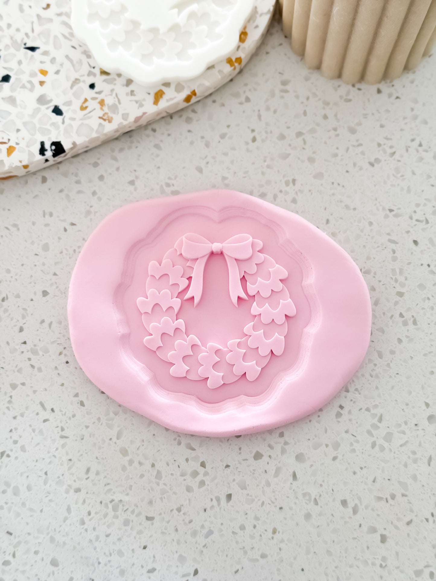 Wreath (Bow) Stamp & Cutter - Perfect for Fondant & Sugar Cookies