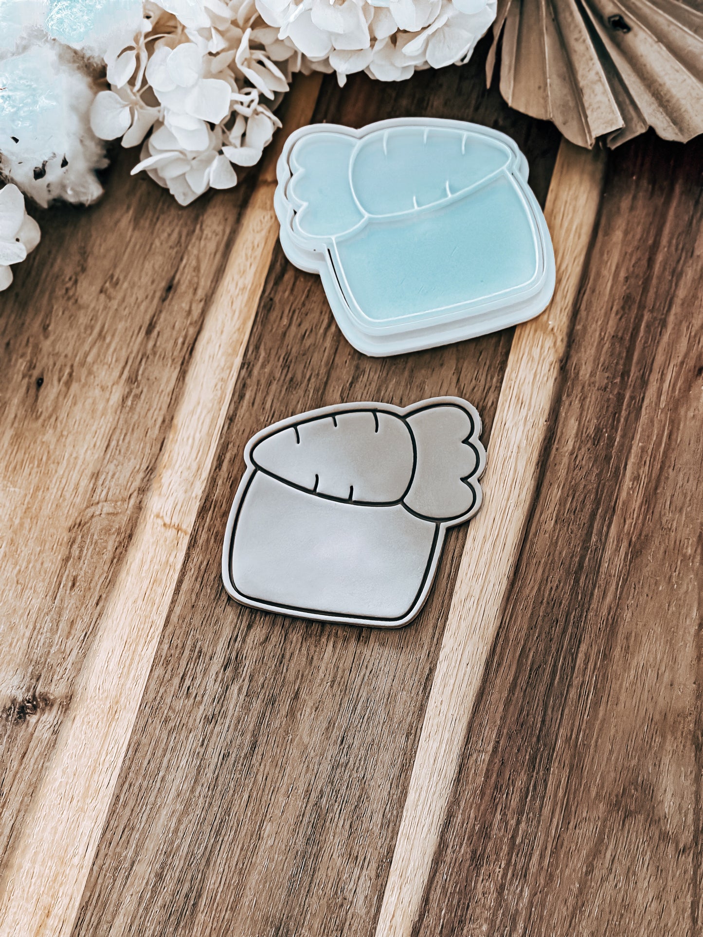 Carrot (Plaque) - Cookie Stamp and Cutter - Ideal for Fondant & Sugar Cookies