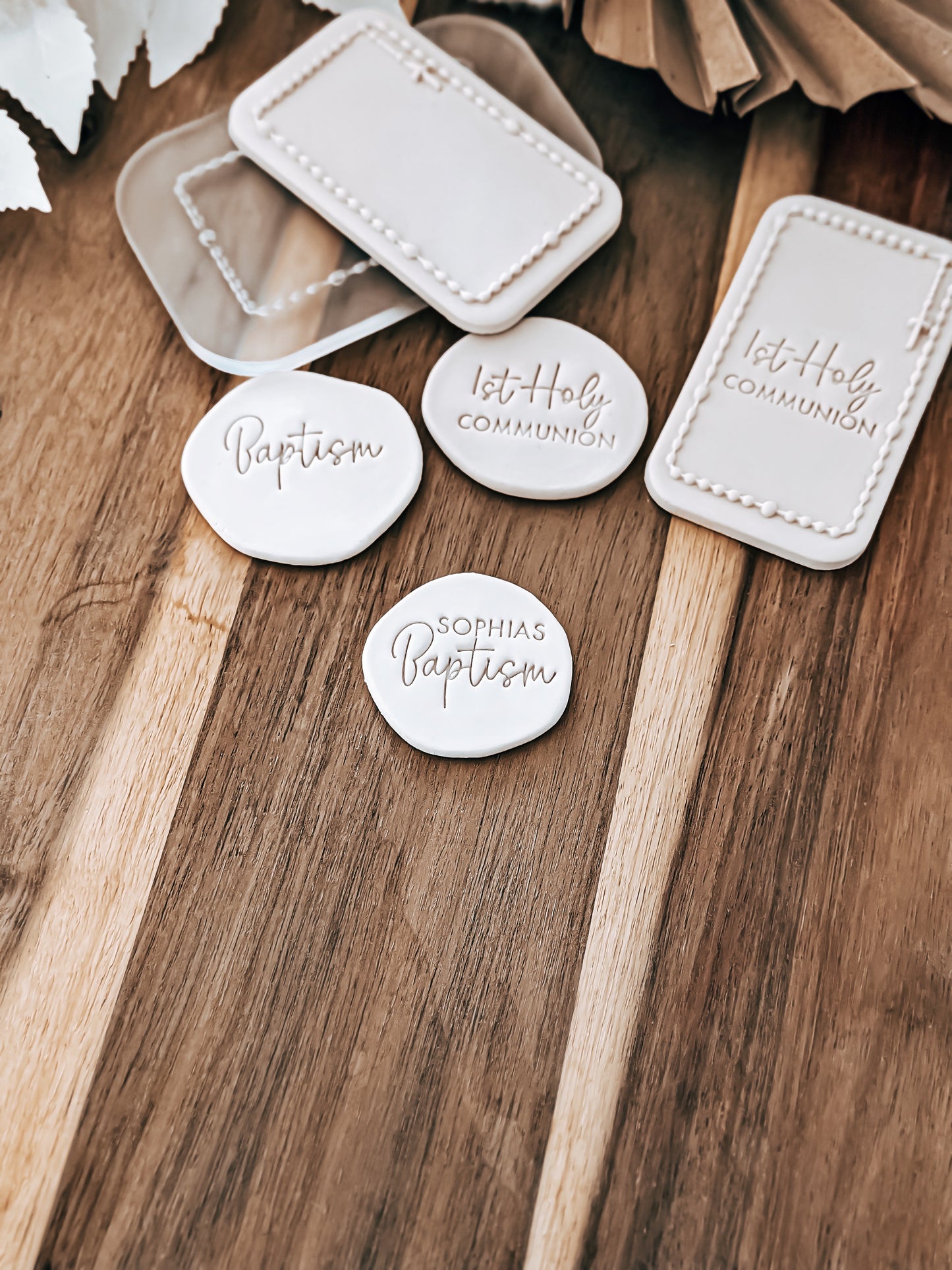 Rosary Border 'UP' RANGE Stamp and Cutter – Perfect for Fondant, Sugar Cookies & Baking