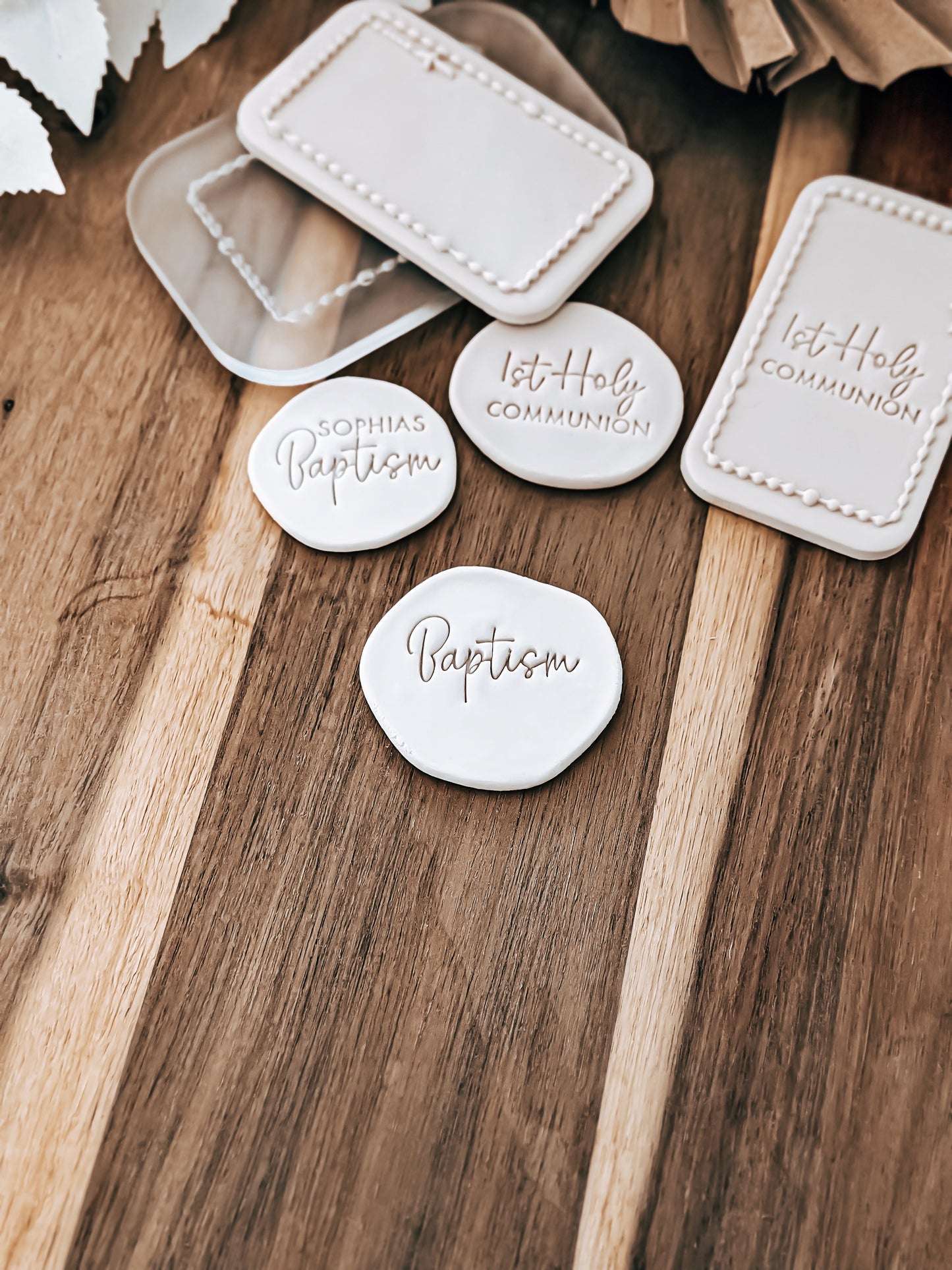 Rosary Border 'UP' RANGE Stamp and Cutter – Perfect for Fondant, Sugar Cookies & Baking