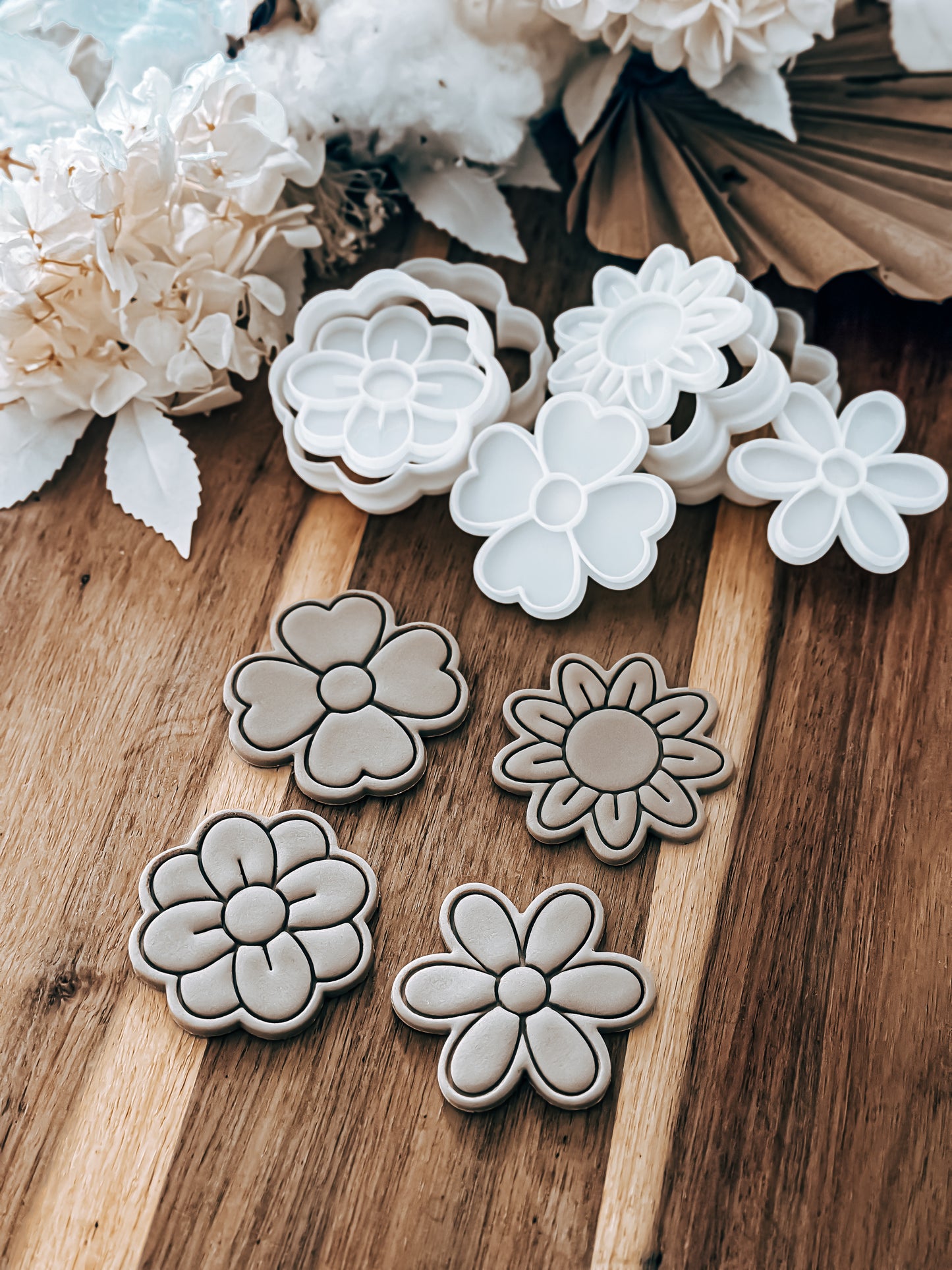 Mini Flower Set Stamp & Cutter - Perfect for Fondant & Sugar Cookies