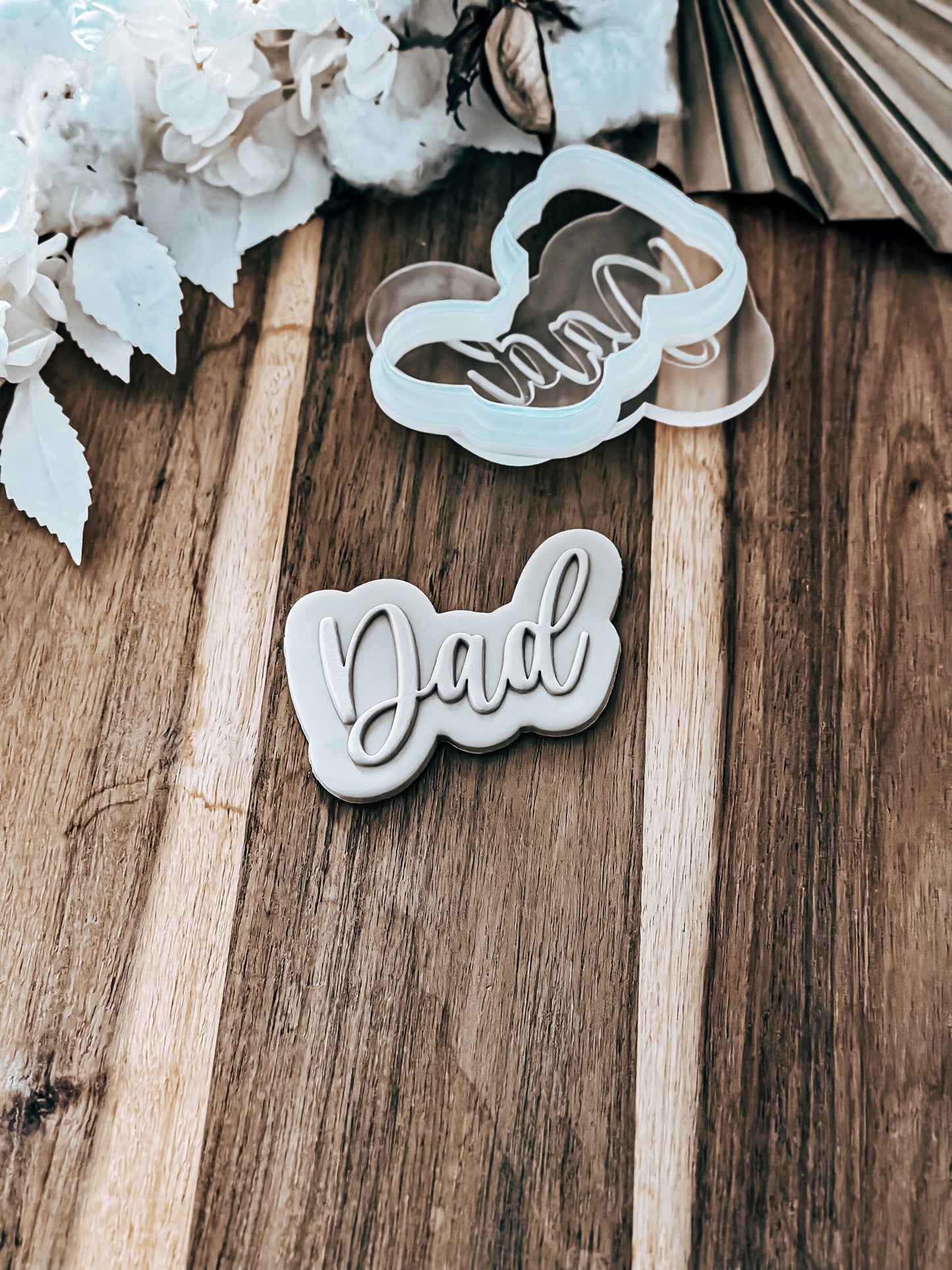 Dad Script 'UP' Stamp & Cutter - Perfect for Fondant & Sugar Cookies