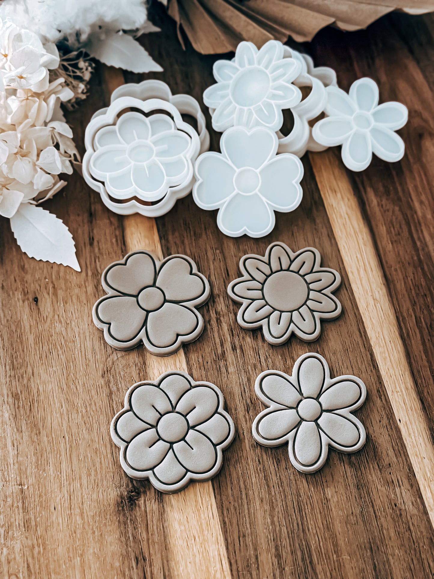 Mini Flower Set Stamp & Cutter - Perfect for Fondant & Sugar Cookies