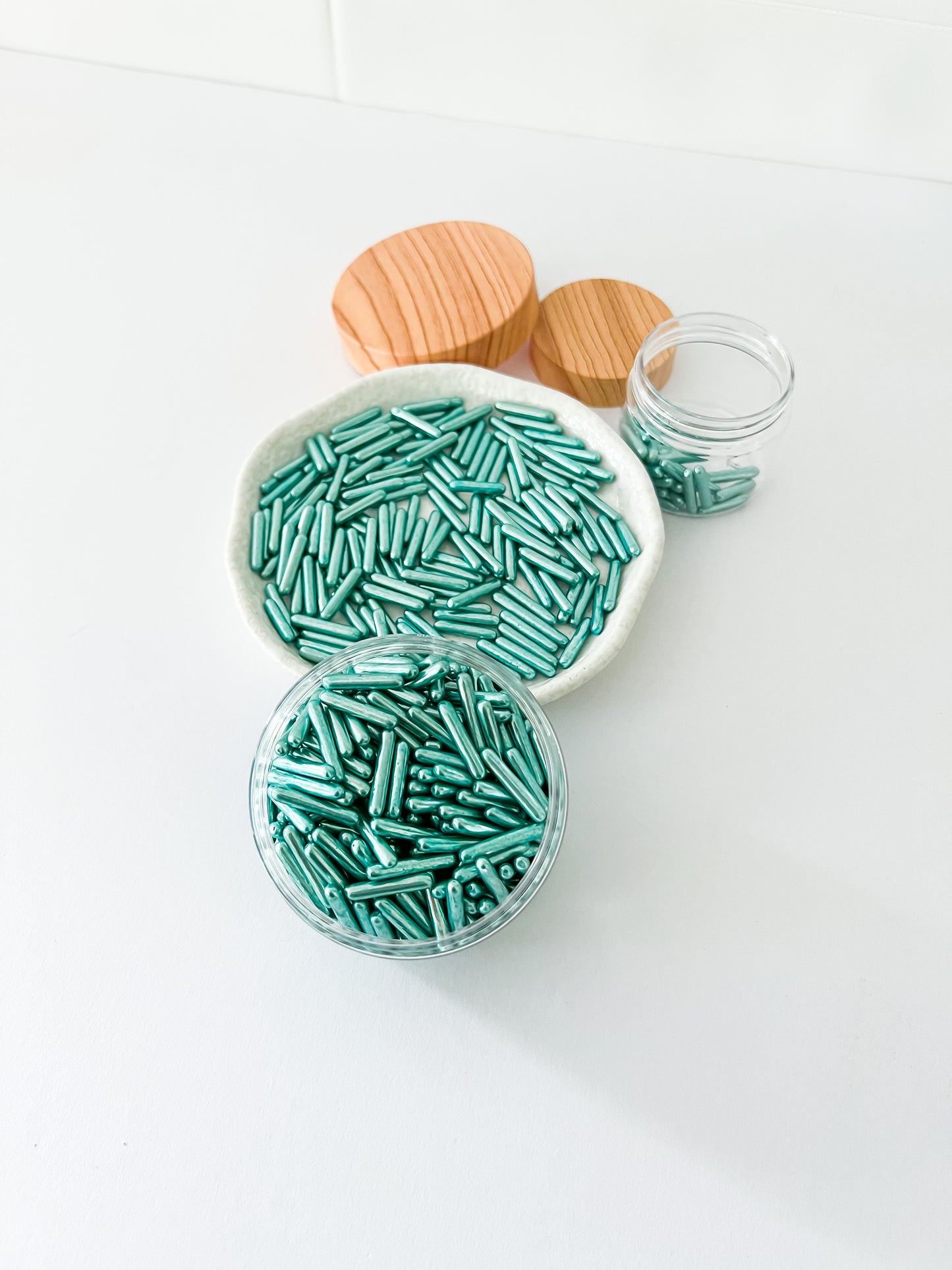 Metallic Aqua Rods – Edible Sprinkles for Cakes, Cookies & Cupcakes
