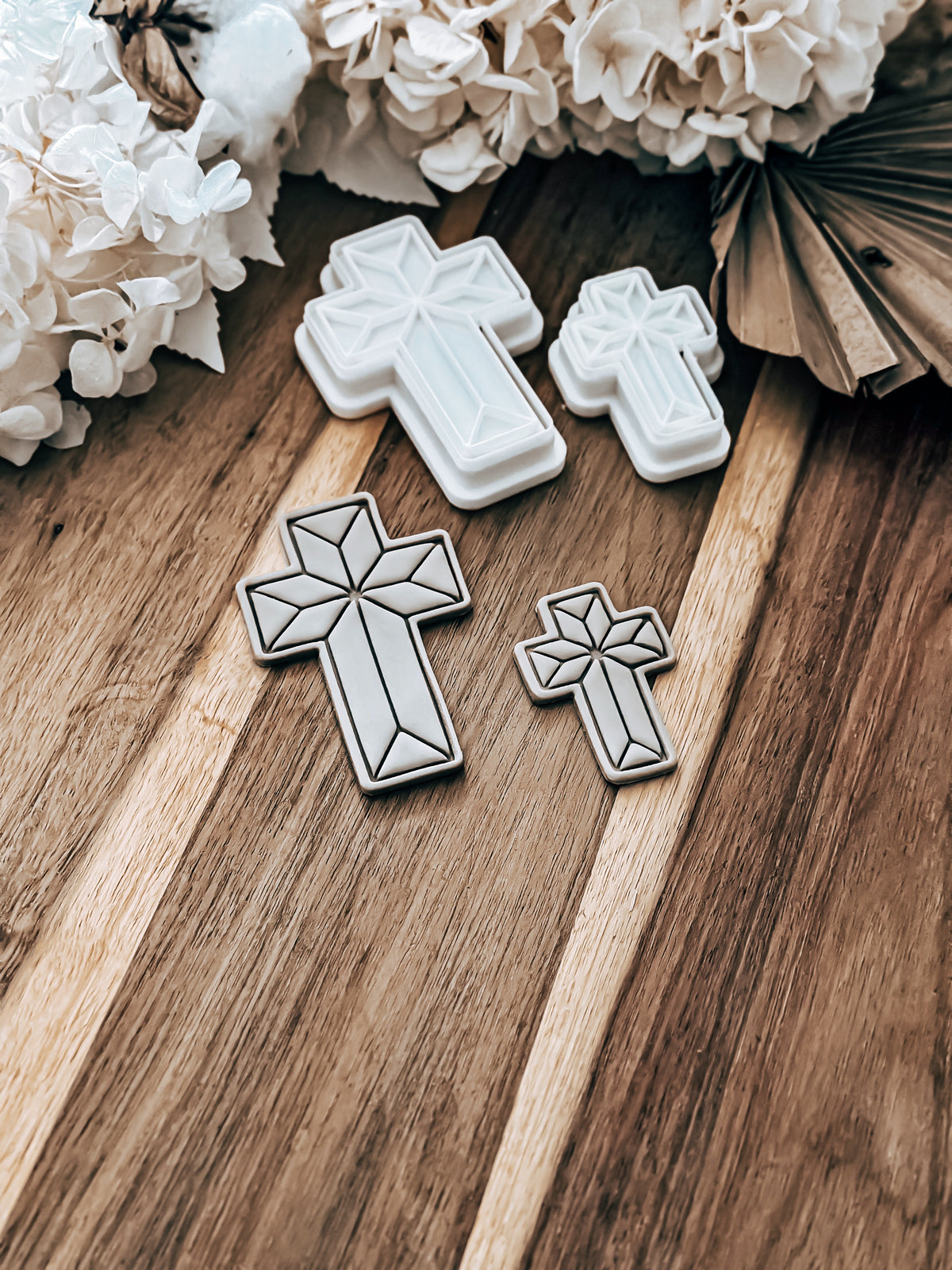 Line Cross Stamp and Cutter – Perfect for Fondant, Sugar Cookies & Baking