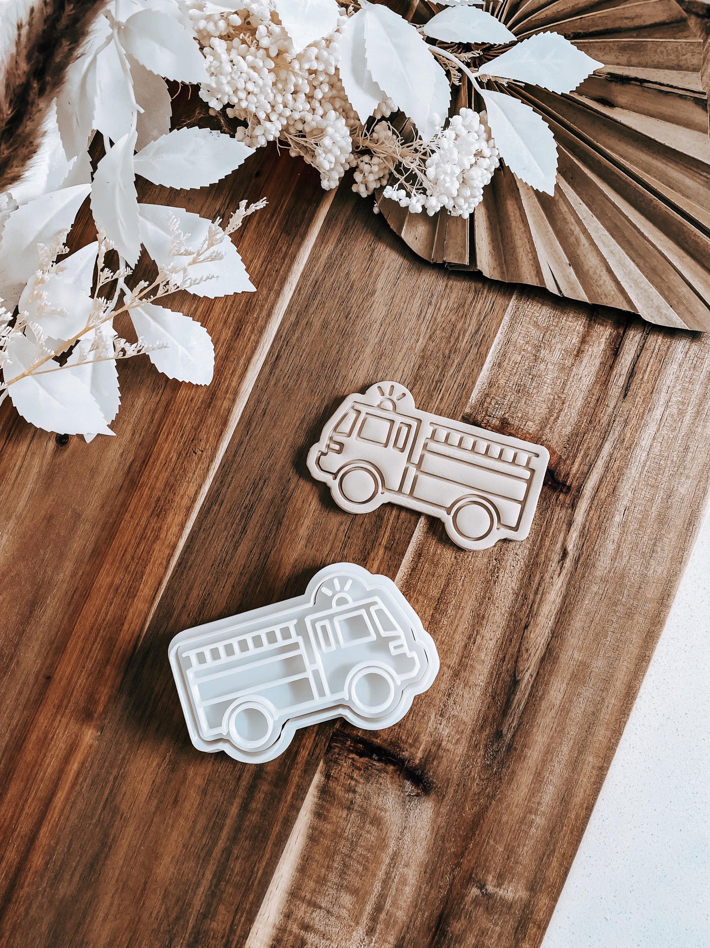 Fire Truck - Cookie Stamp and Cutter - Ideal for Fondant & Sugar Cookies