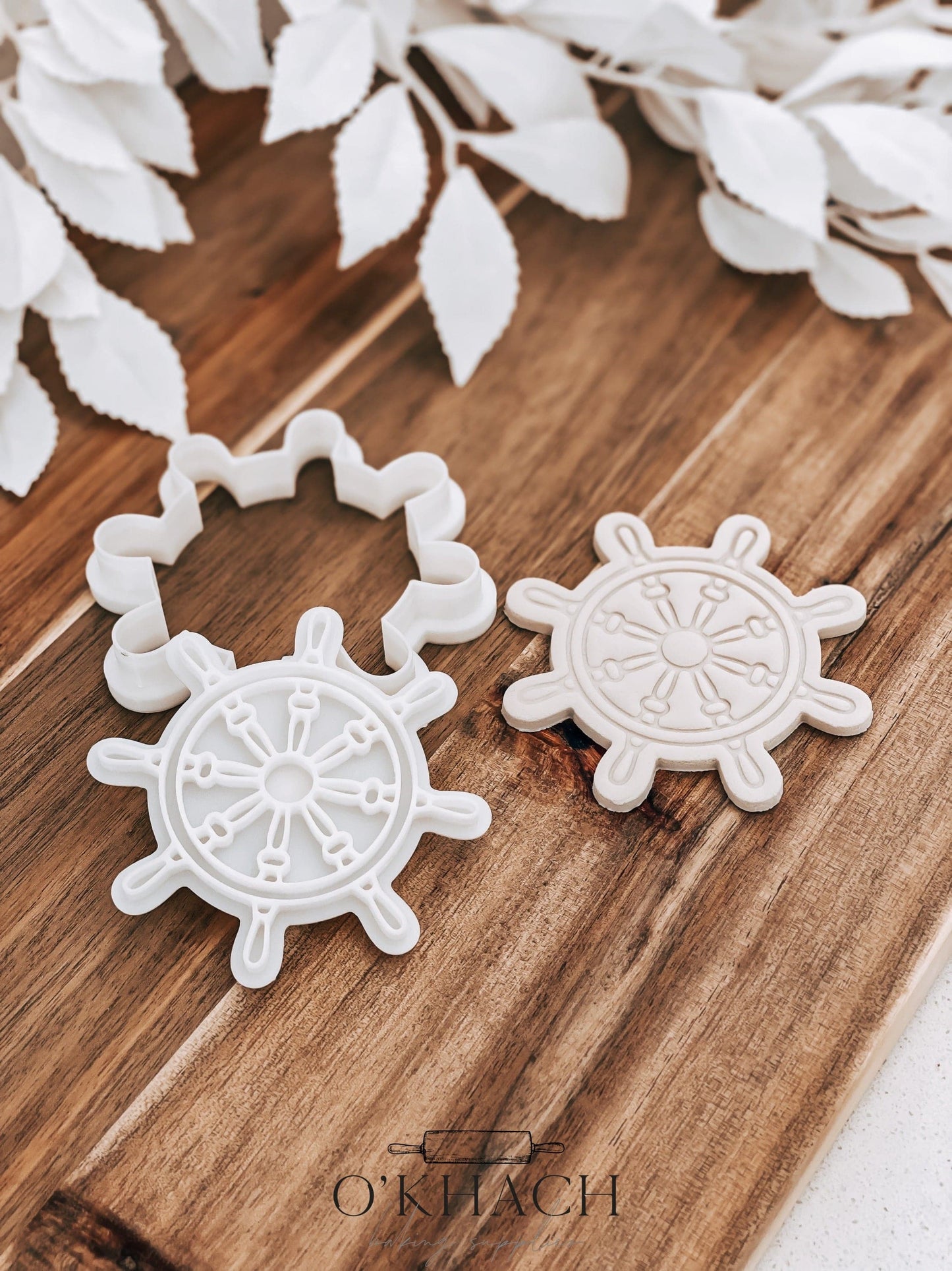 Ship Wheel - Cookie Stamp and Cutter - Ideal for Fondant & Sugar Cookies
