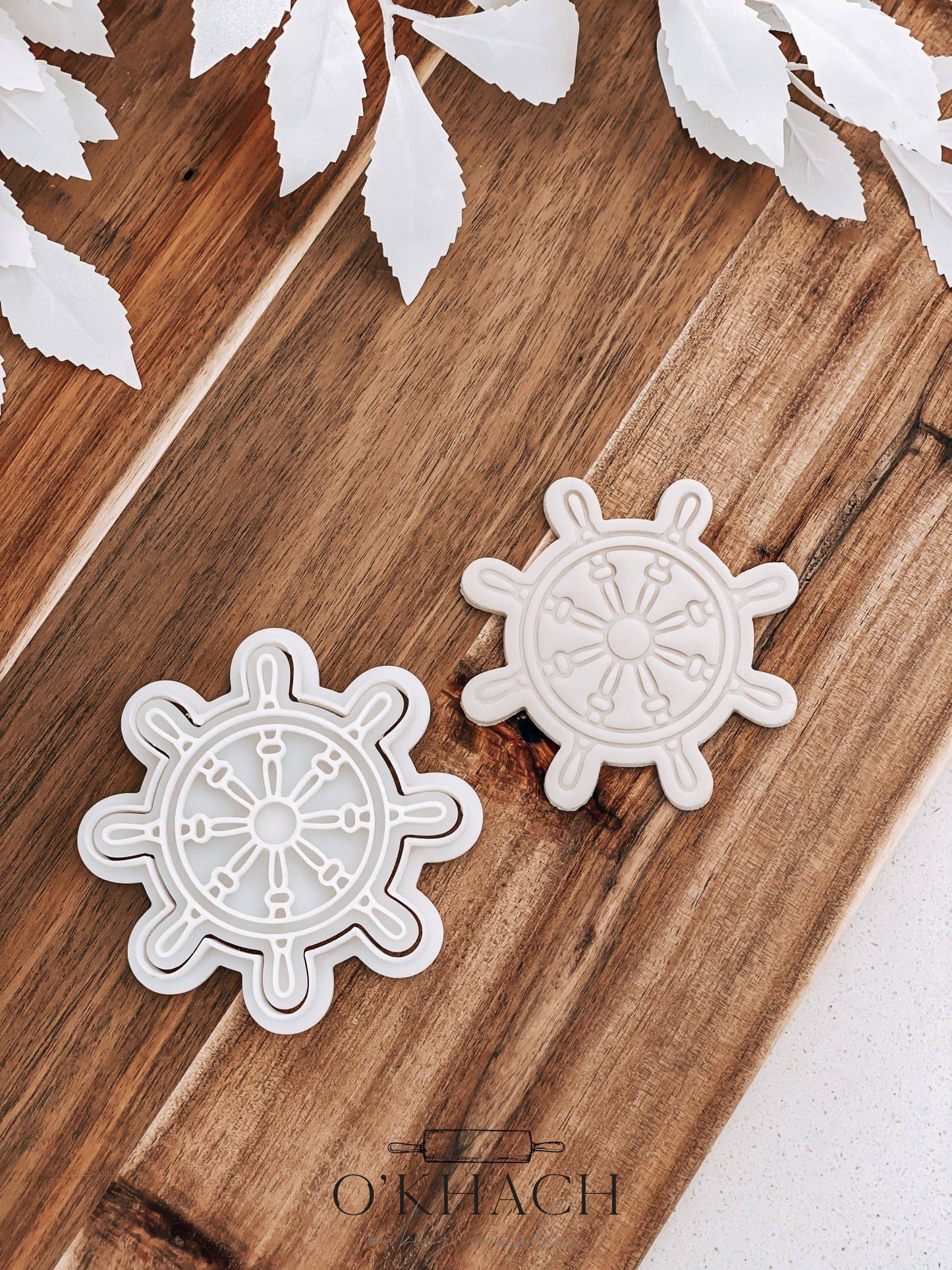 Ship Wheel - Cookie Stamp and Cutter - Ideal for Fondant & Sugar Cookies