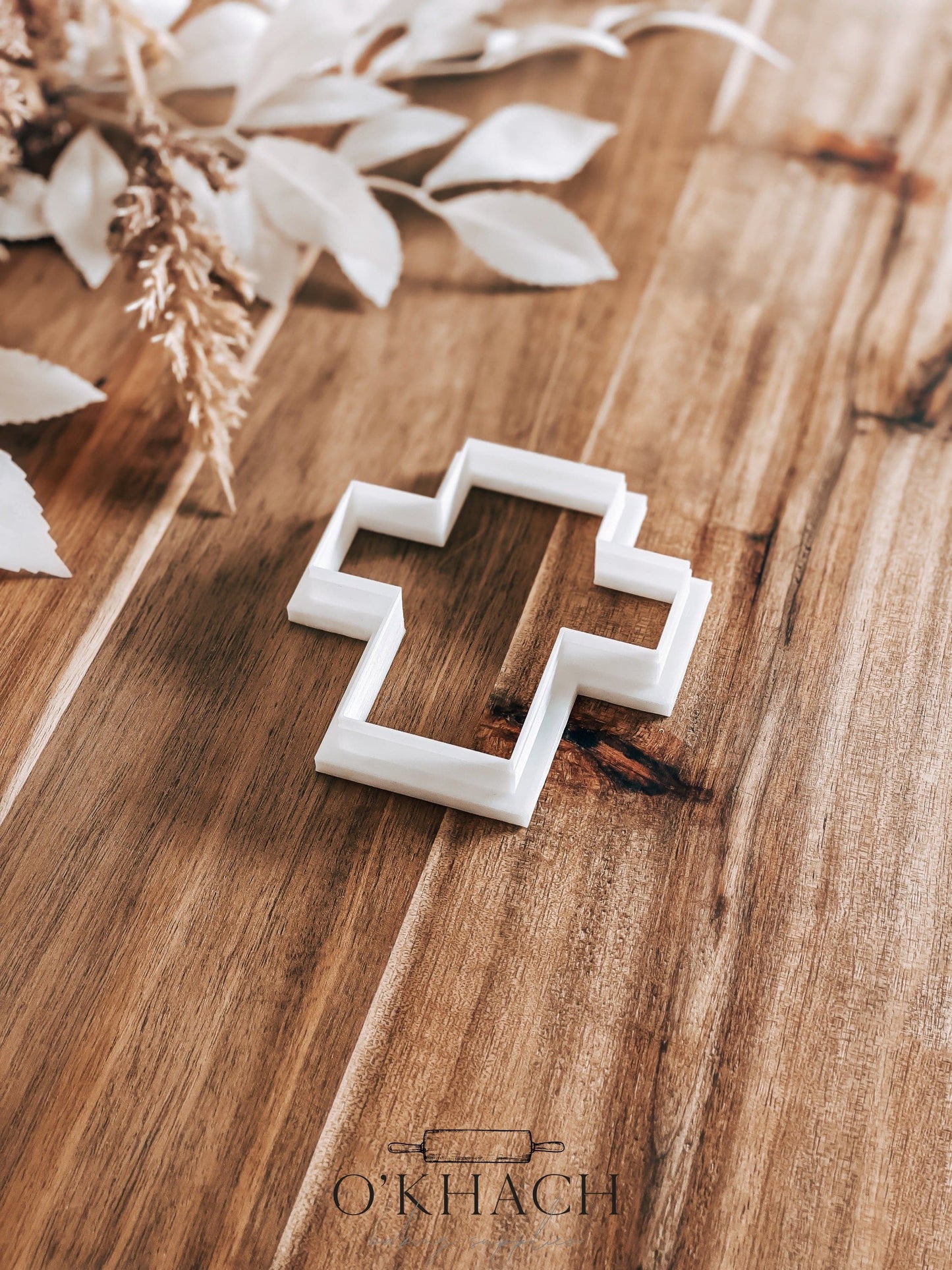 Cross Cookie Cutter – Perfect for Fondant, Sugar Cookies & Baking
