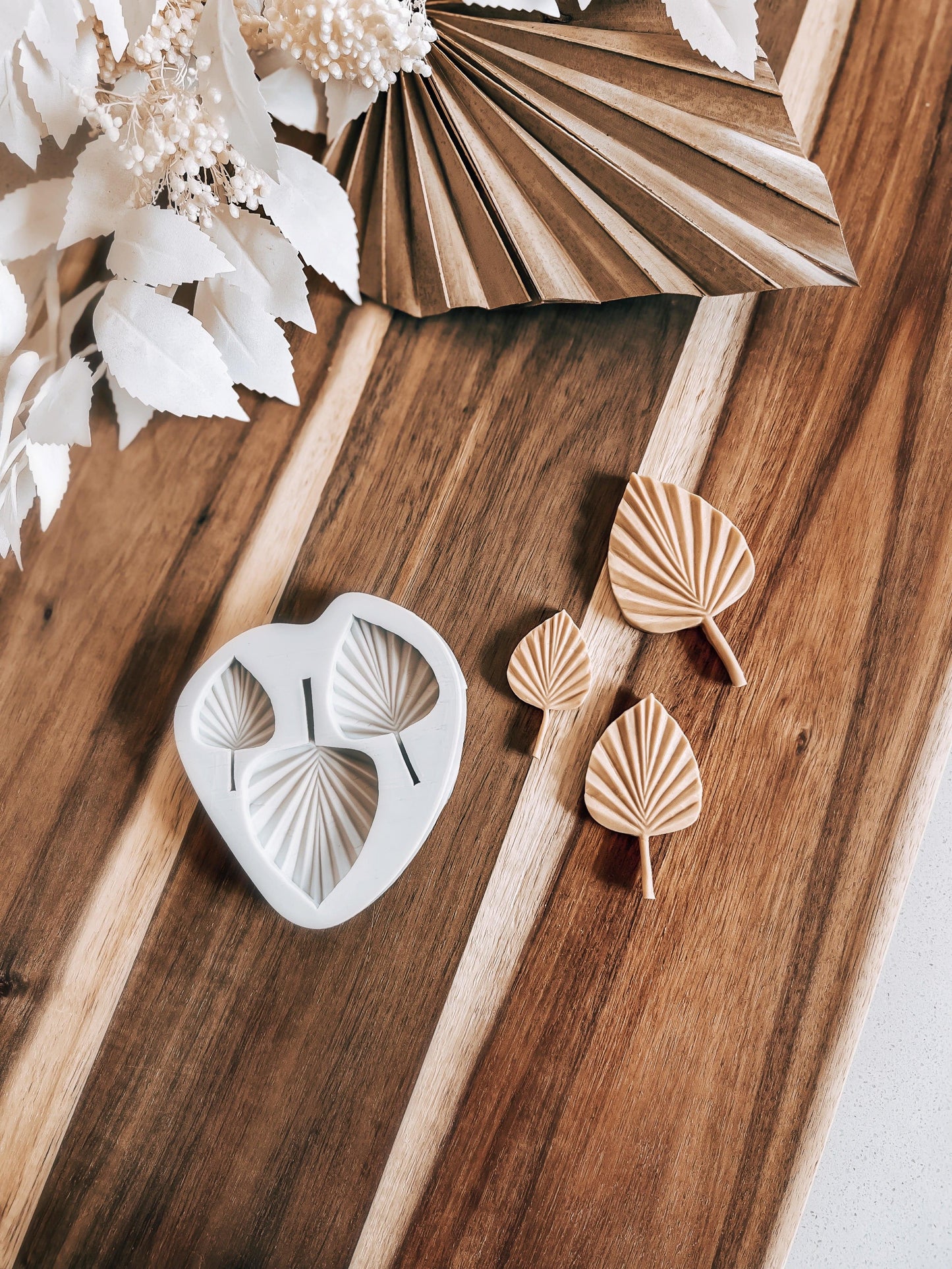 Dried Palm's - Silicone Mould - Perfect for Fondant, Chocolate, & Cake Decorating