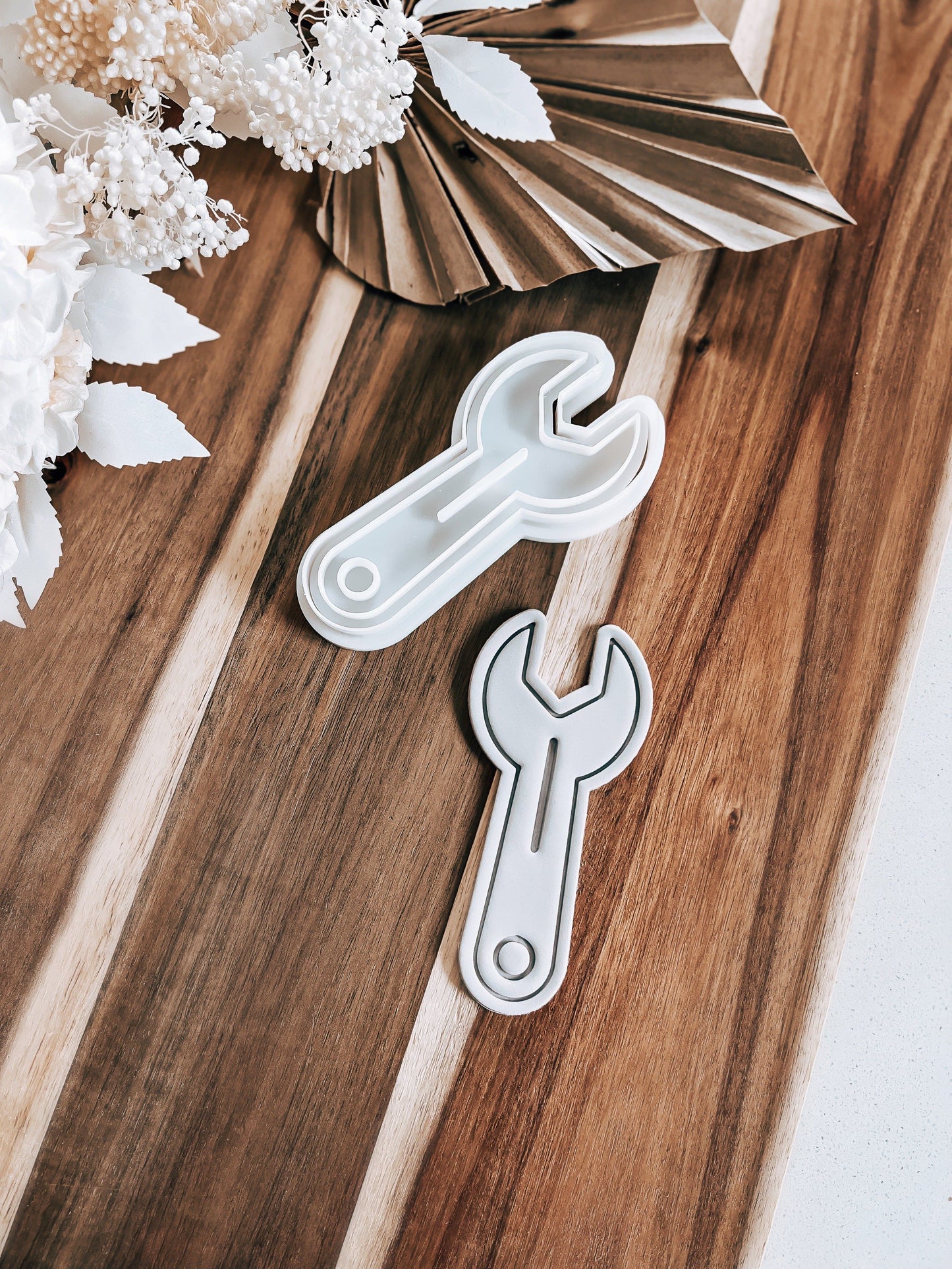 Set Of 4 Tools Stamp & Cutter - Perfect for Fondant & Sugar Cookies