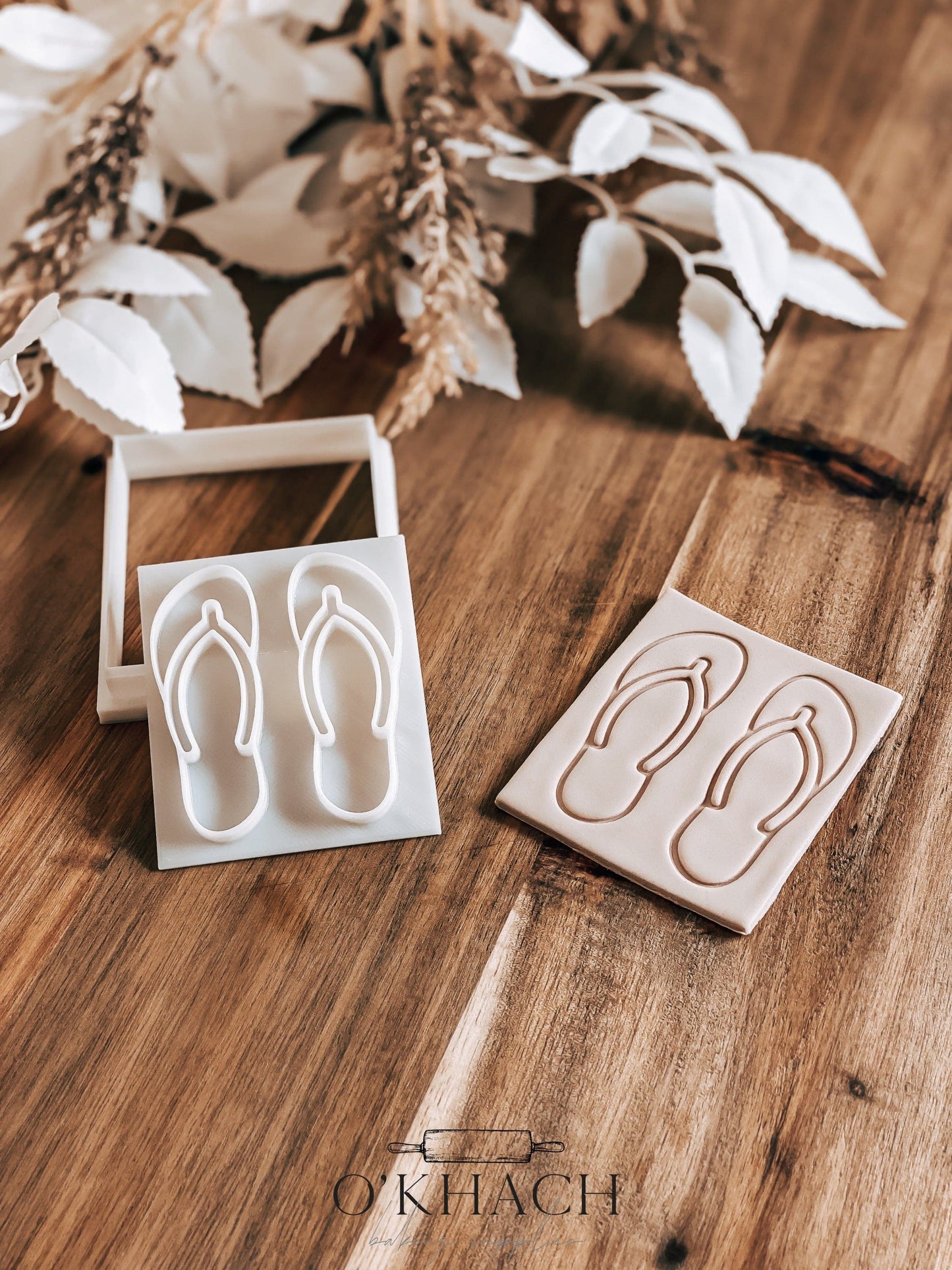 Thongs Stamp & Cutter - Perfect for Fondant & Sugar Cookies