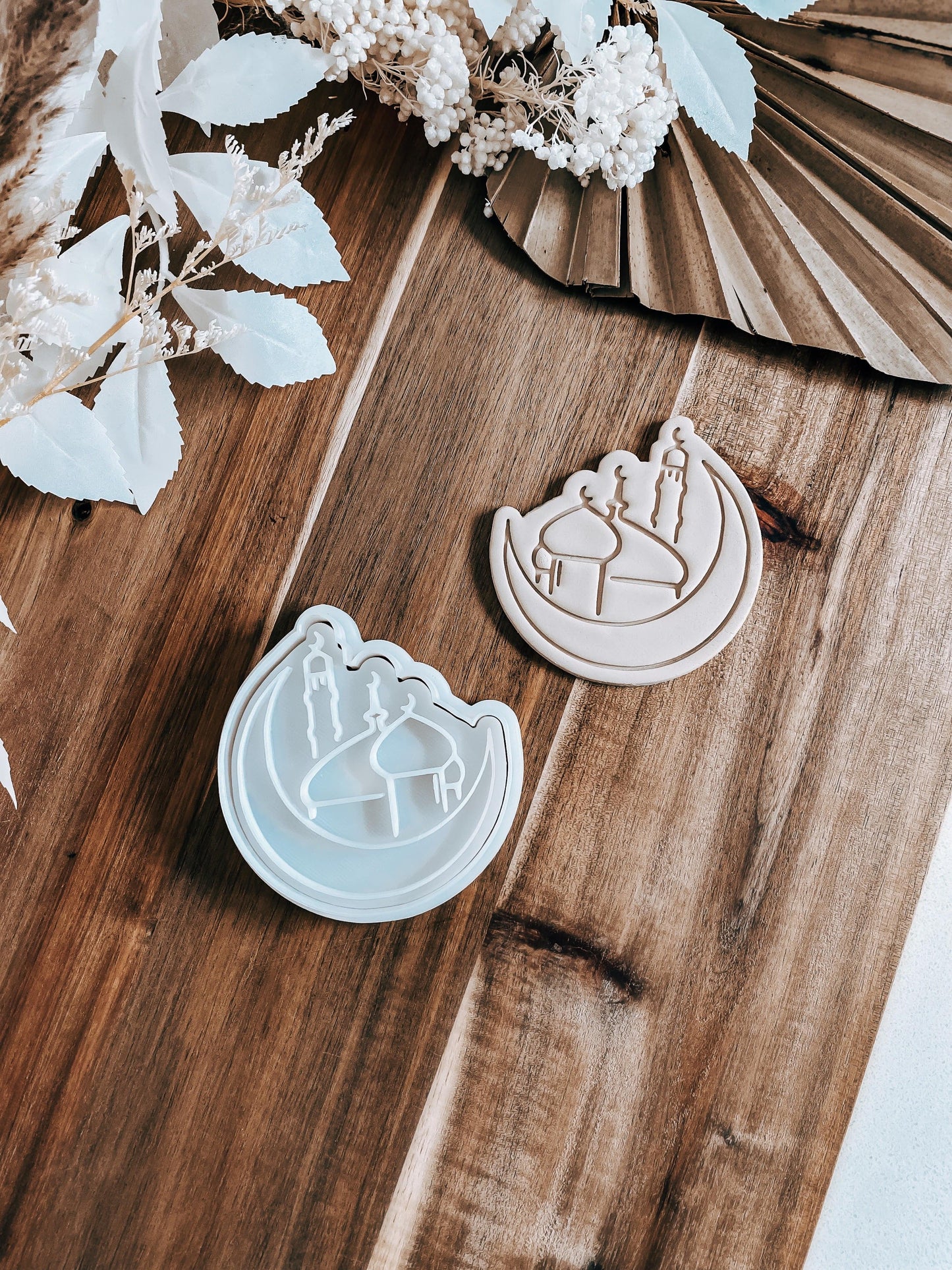 Moon & Temple Stamp and Cutter – Perfect for Fondant, Sugar Cookies & Baking