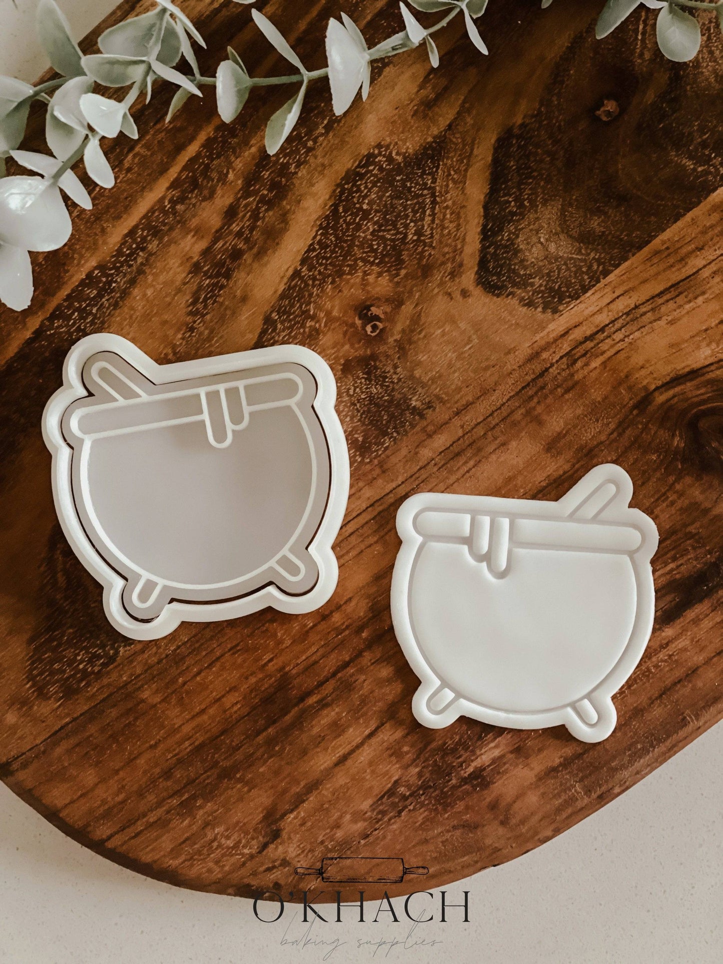 Potions Pot Stamp & Cutter - O'Khach Baking Supplies