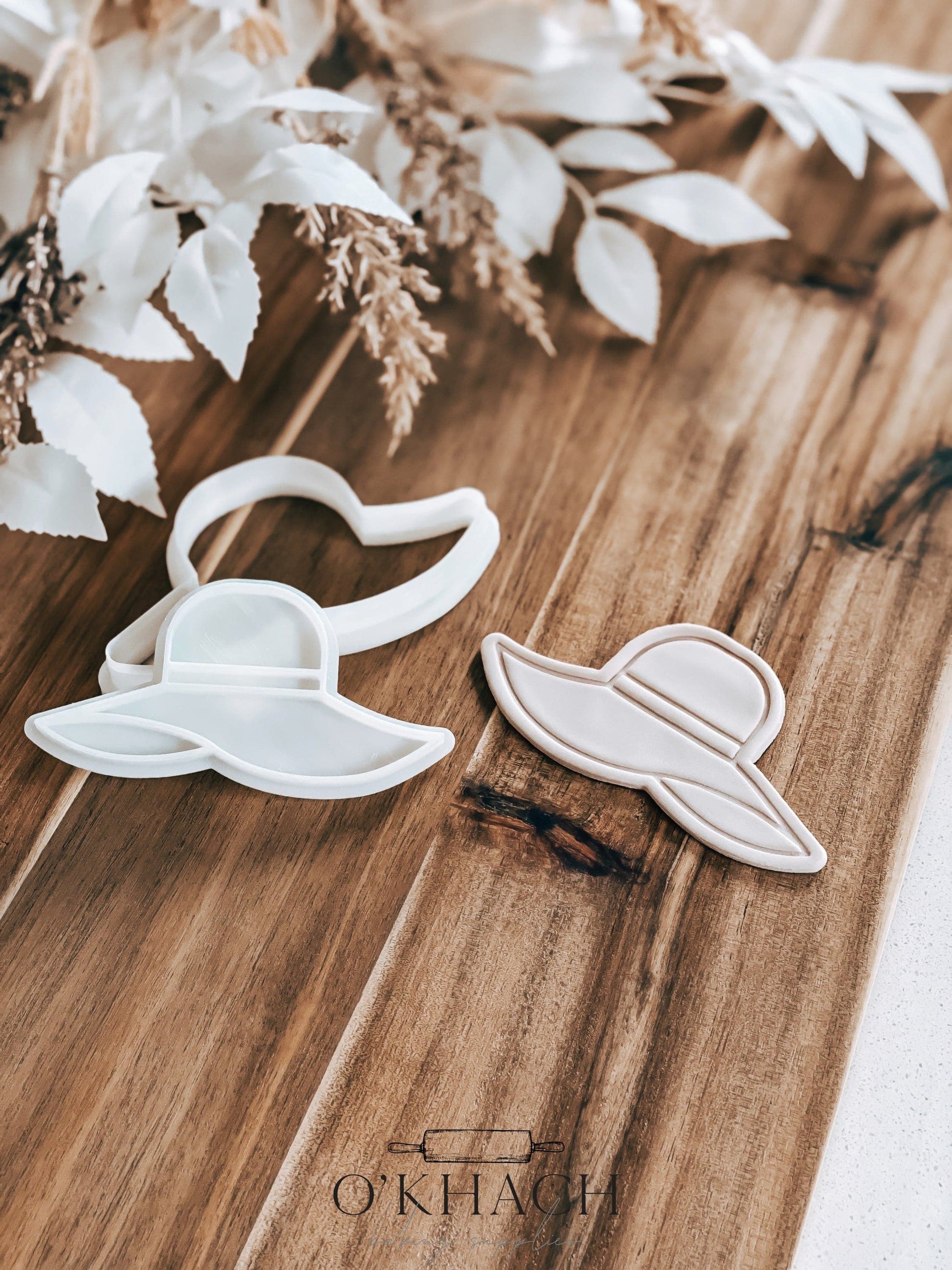 Sun Hat Stamp & Cutter - Perfect for Fondant & Sugar Cookies