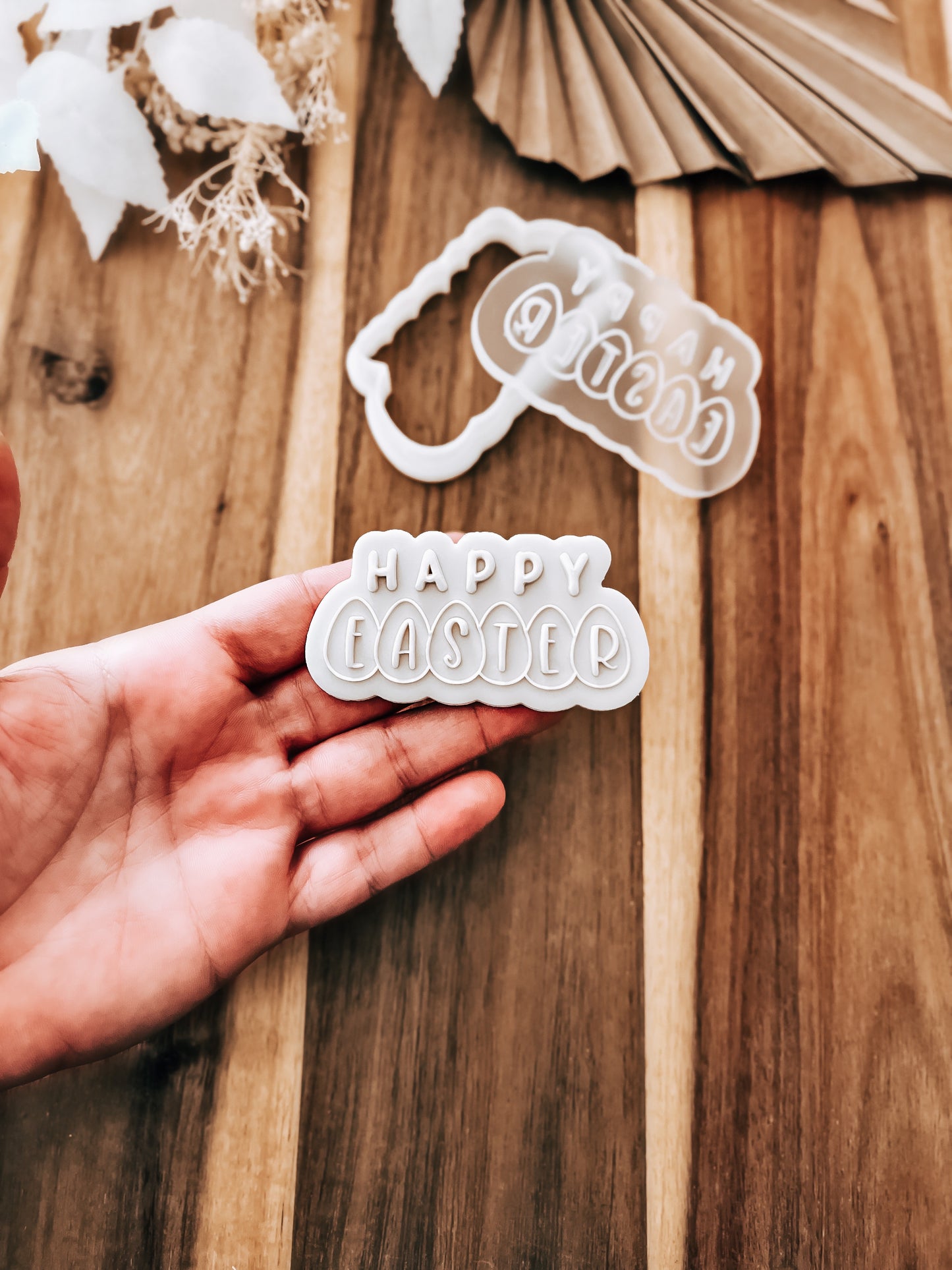Happy Easter (Eggs) 'UP' - Cookie Stamp & Cutter - Ideal for Fondant & Sugar Cookies