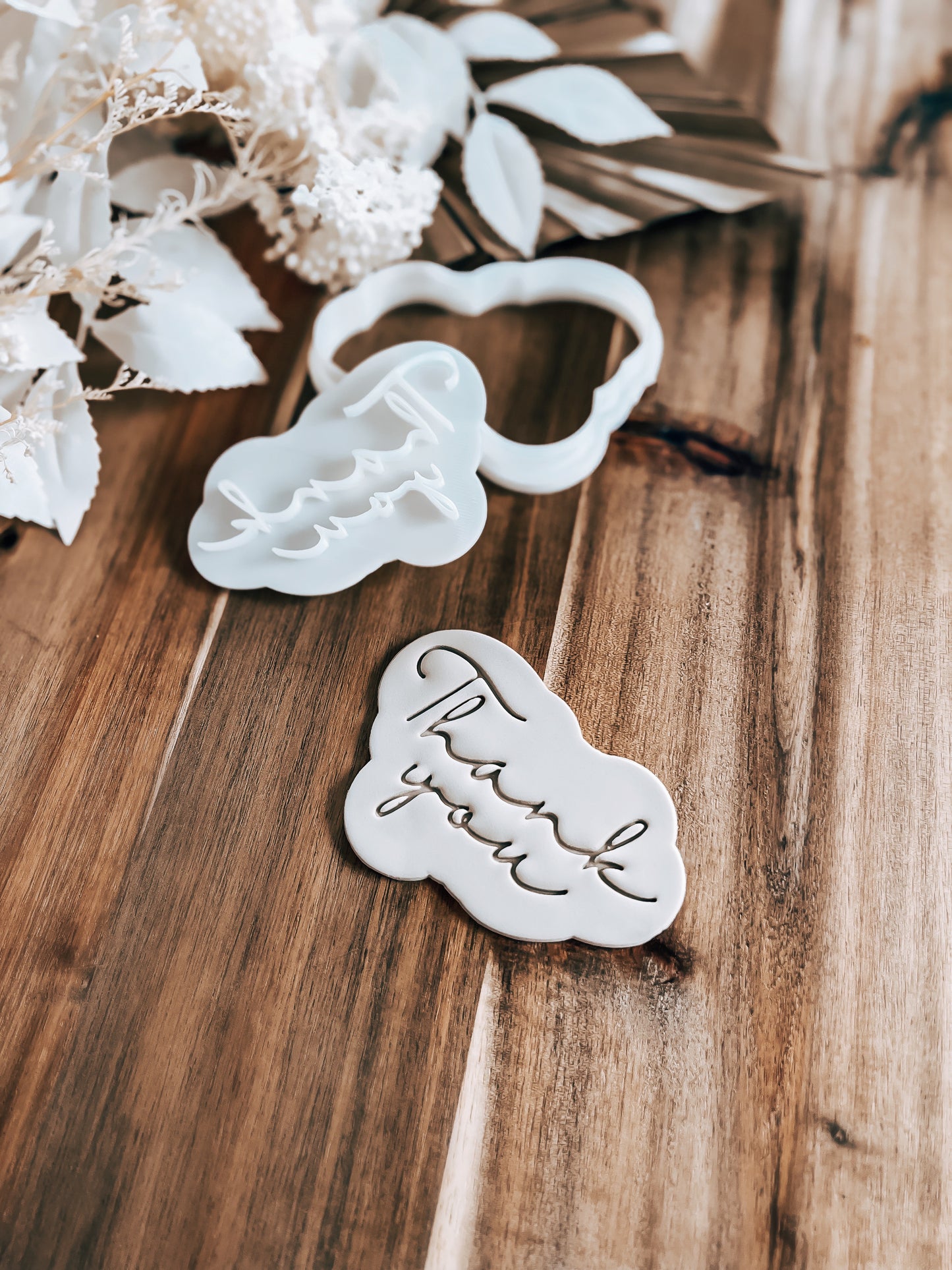 Thank you (CURSIVE) - Cookie Stamp & Cutter - Ideal for Fondant & Sugar Cookies