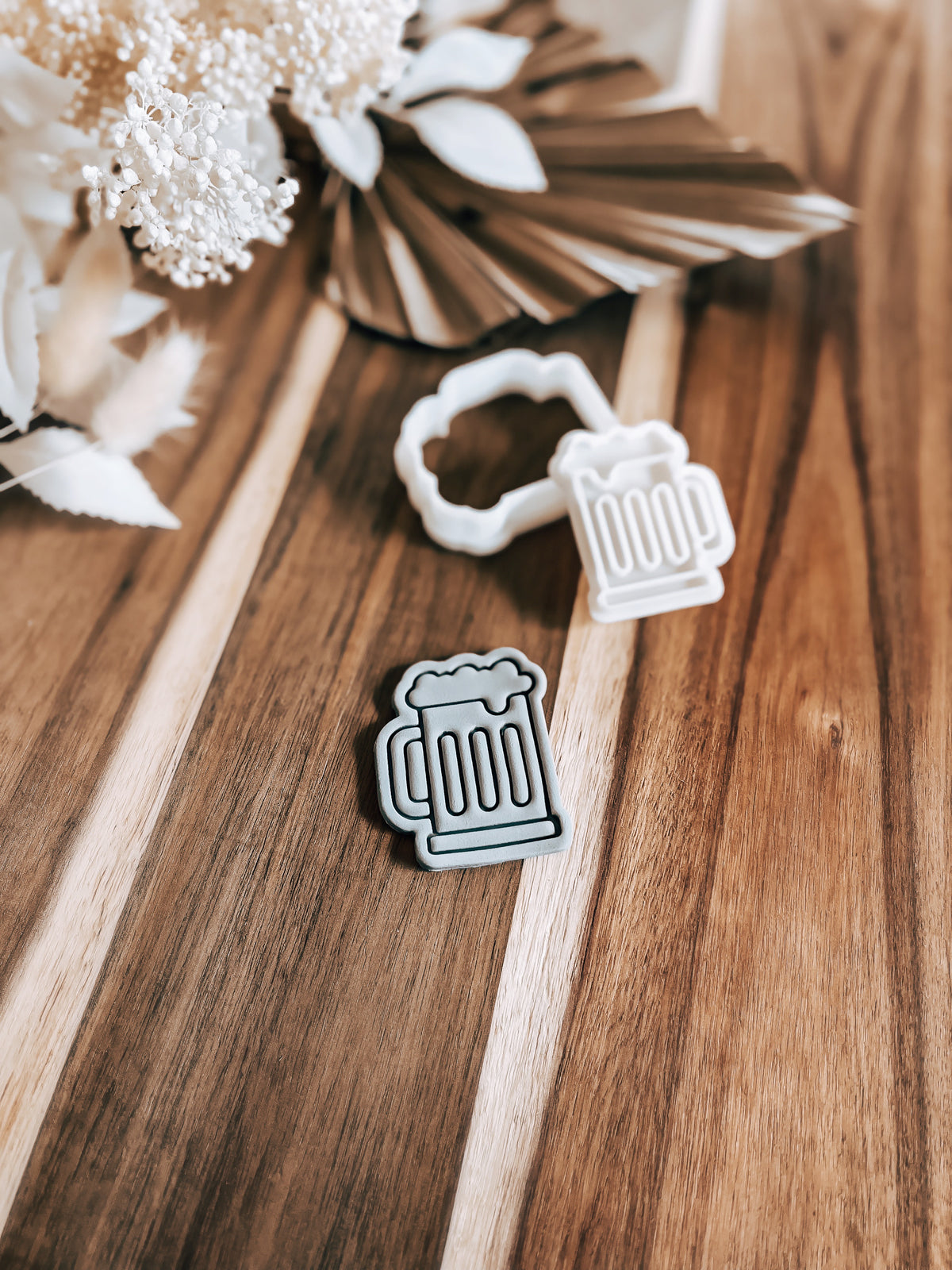 Mini Beer Cup Stamp & Cutter - Perfect for Fondant & Sugar Cookies