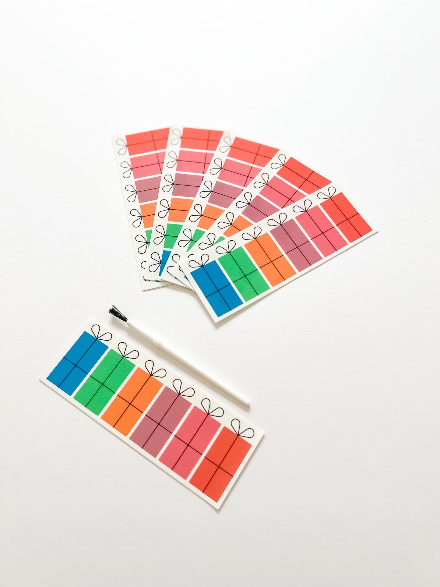 PRESENTS Edible Paint Palettes – PYO Cookie Decorating Kits