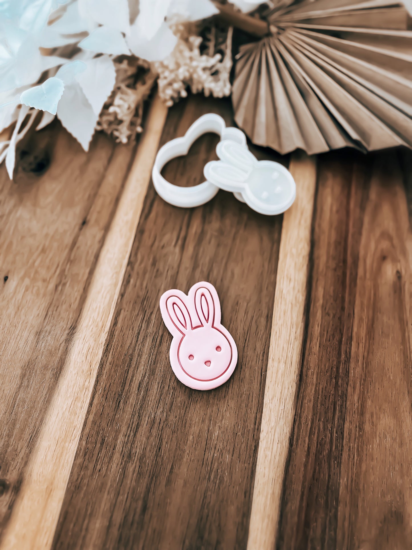 Mini Bunny - Cookie Stamp & Cutter - Ideal for Fondant & Sugar Cookies