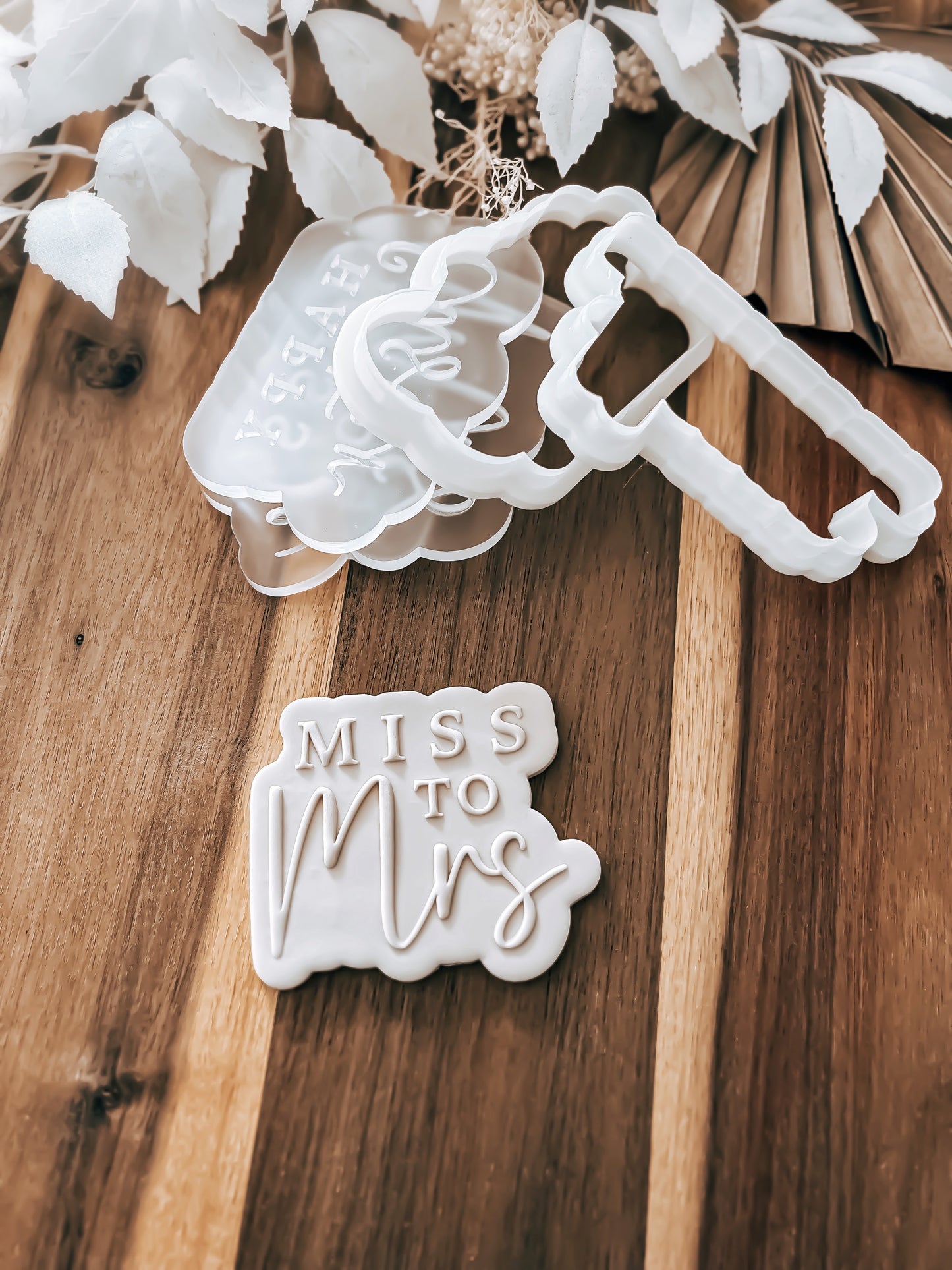 Miss to Mrs 'UP' Stamp & Cutter - Perfect for Fondant & Sugar Cookies