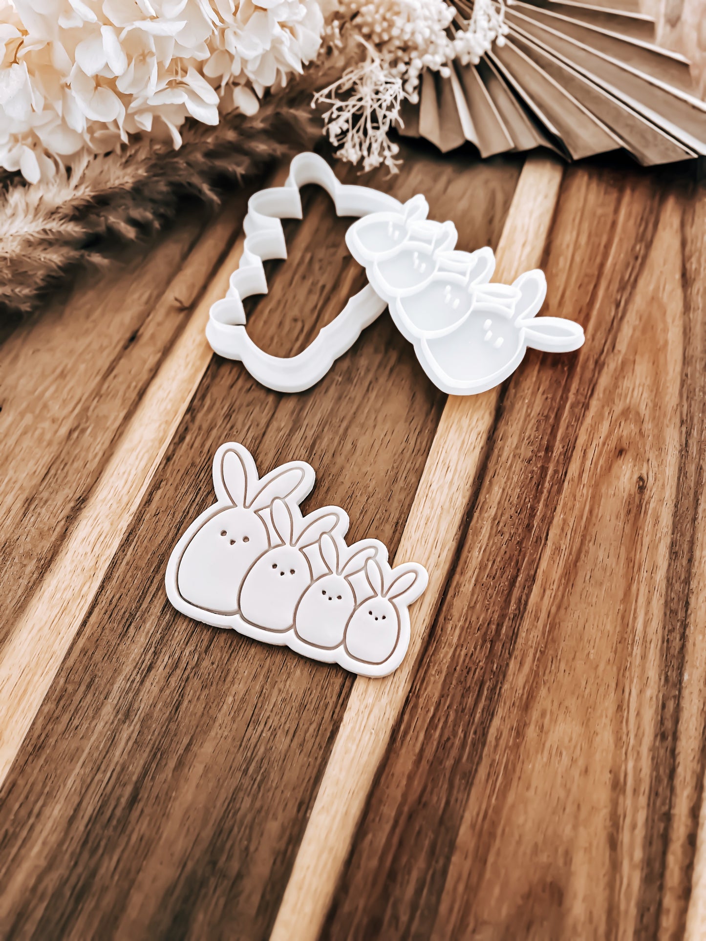 Four Little Egg Bunnies - Cookie Stamp & Cutter - Ideal for Fondant & Sugar Cookies