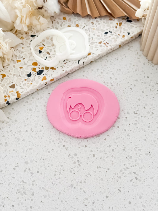 Mini Lightning Wizard Head Stamp & Cutter - Perfect for Fondant & Sugar Cookies