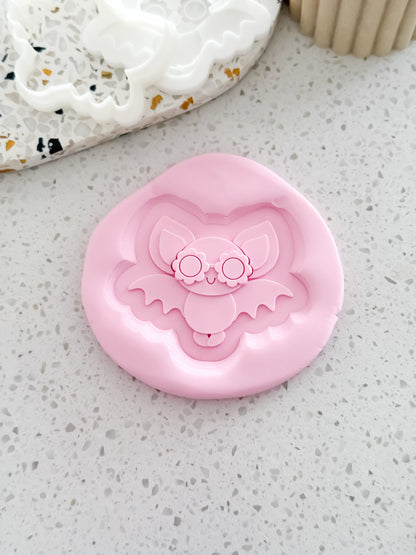 Groovy Bat Stamp & Cutter - Perfect for Fondant & Sugar Cookies
