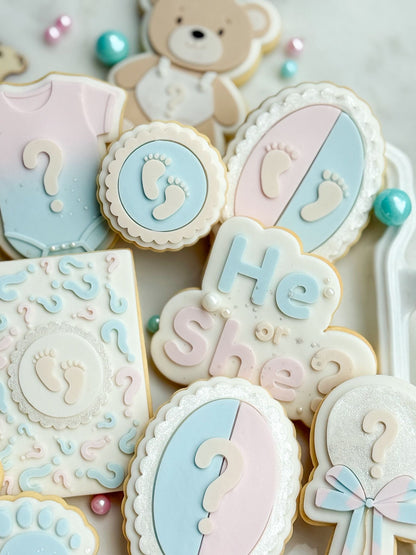 Mini Baby Feet (Scalloped) – Cookie Stamp & Cutter