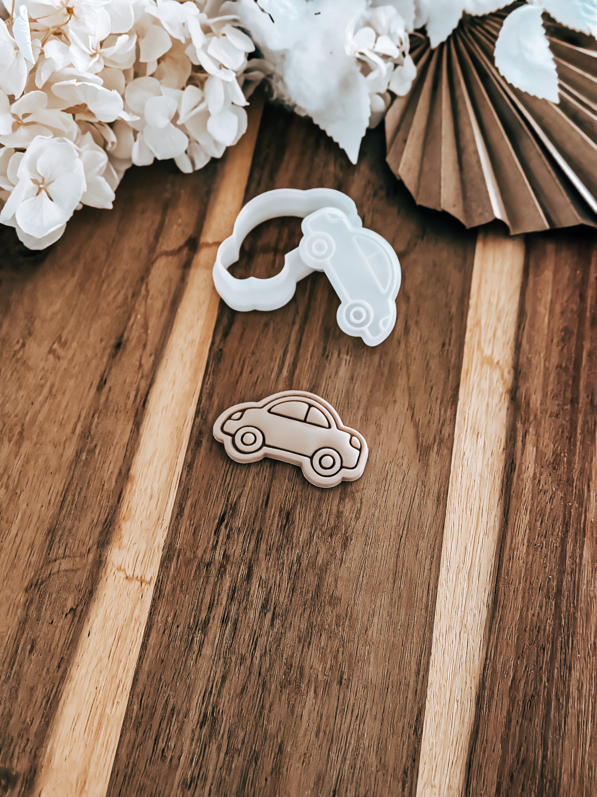 Mini Simple Car - Cookie Stamp and Cutter - Ideal for Fondant & Sugar Cookies