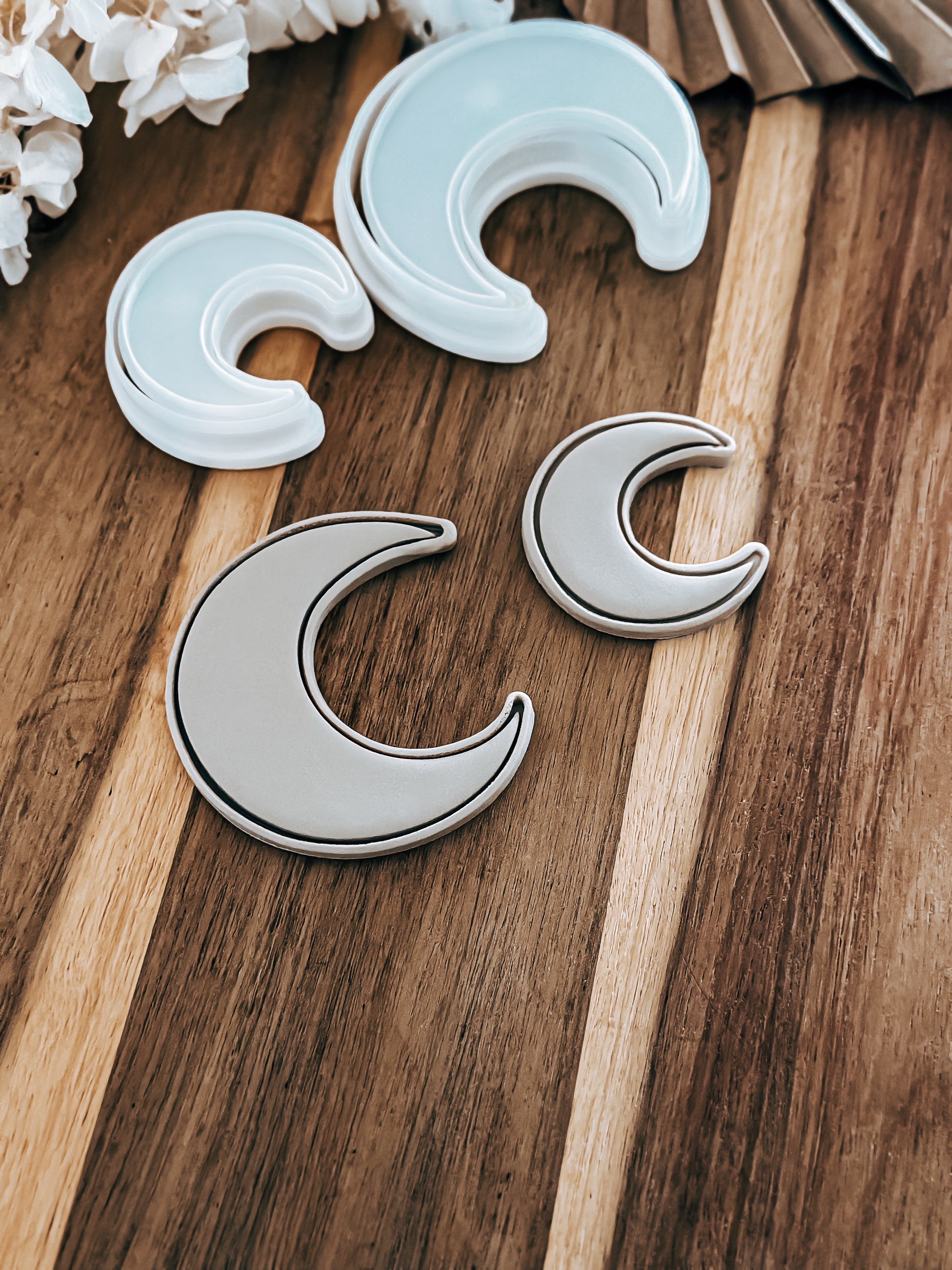 Half Moon (Wicked) - Cookie Stamp and Cutter - Ideal for Fondant & Sugar Cookies