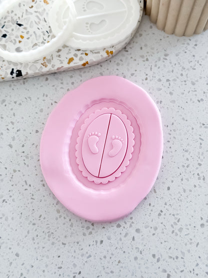 Whose Tiny Toes? Stamp & Cutter - Perfect for Fondant & Sugar Cookies