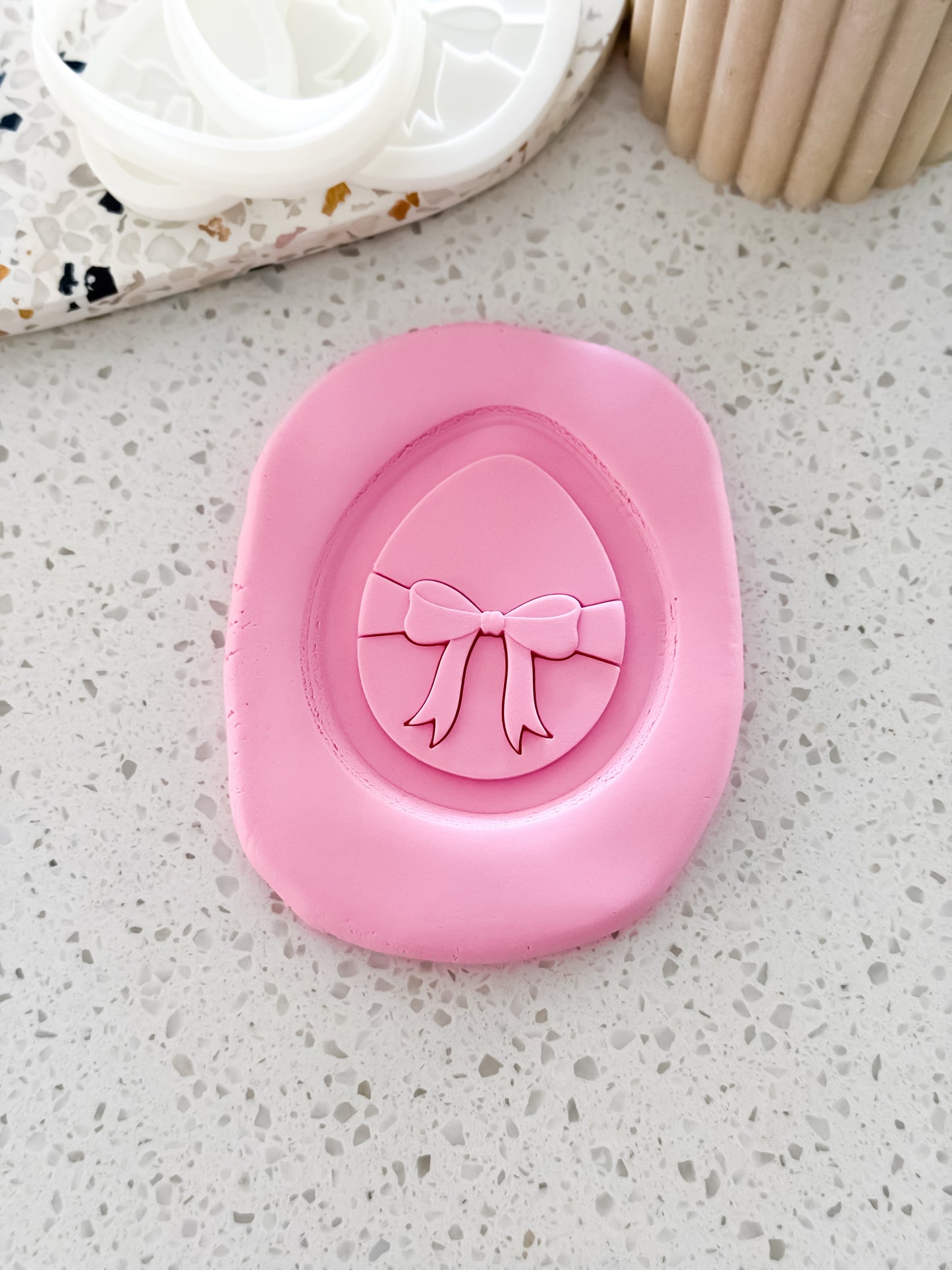 Bow Easter Egg Stamp & Cutter - Perfect for Fondant & Sugar Cookies