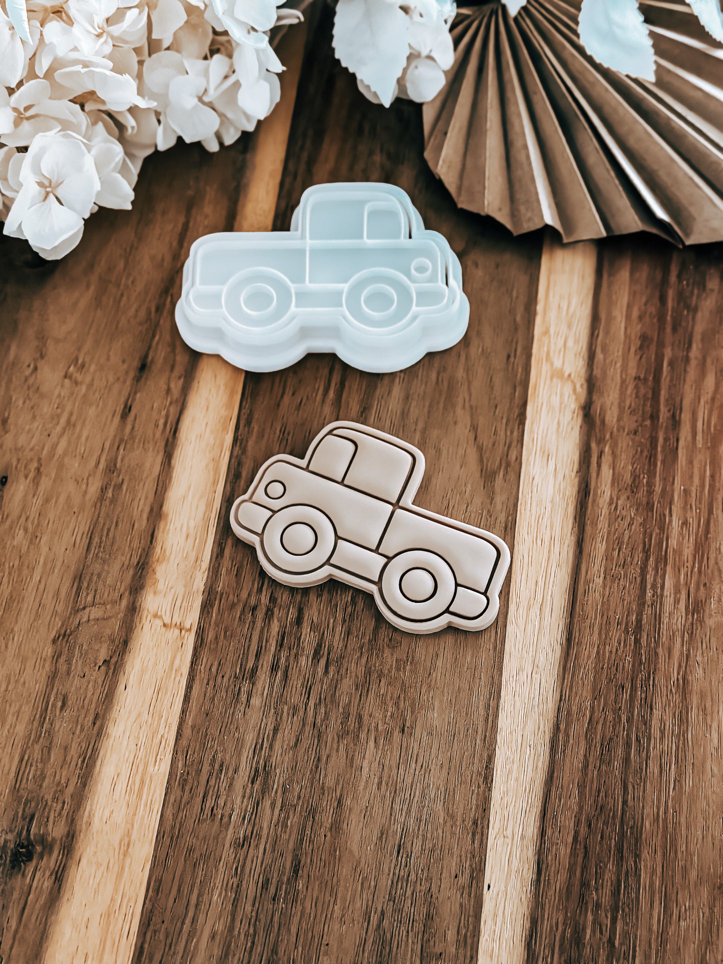 Simple Truck - Cookie Stamp and Cutter - Ideal for Fondant & Sugar Cookies