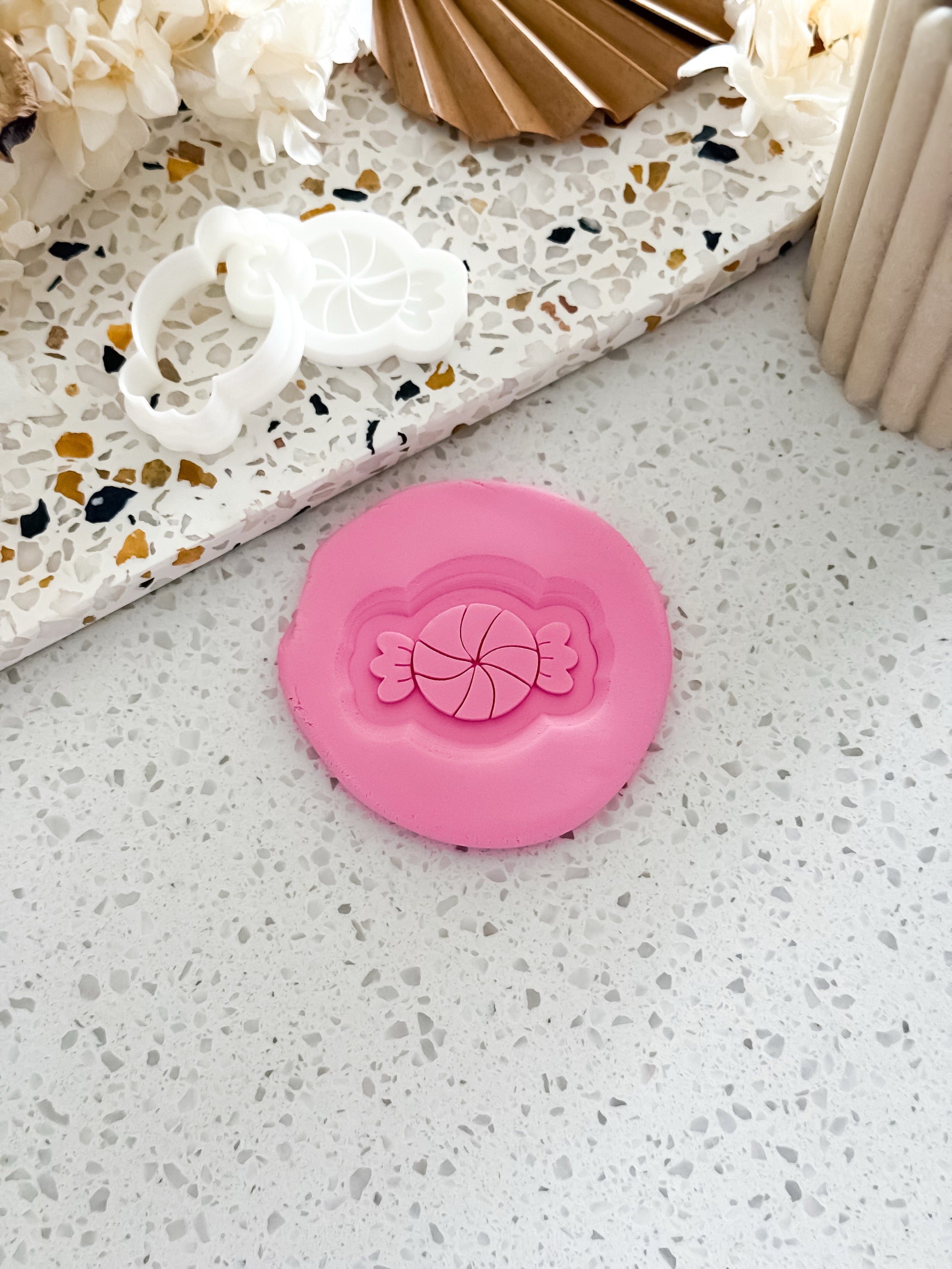 Mini Round Lolly Stamp & Cutter - Perfect for Fondant & Sugar Cookies