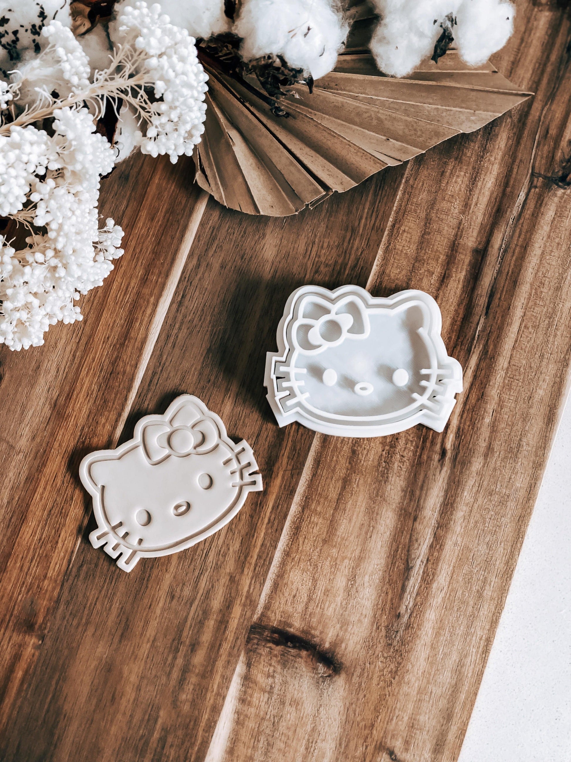 Hello Kitty Cookie Stamp and Cutter - O'Khach Baking Supplies