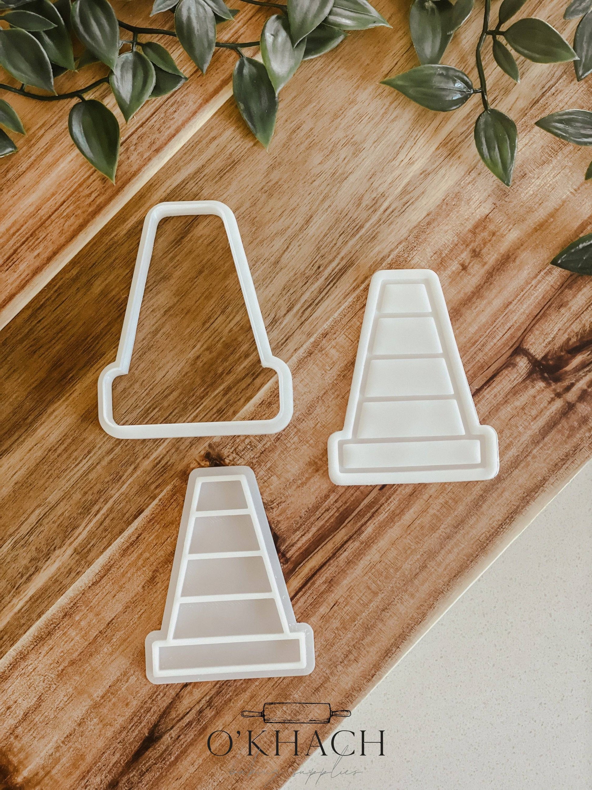 Traffic Cone - Cookie Stamp and Cutter - Ideal for Fondant & Sugar Cookies