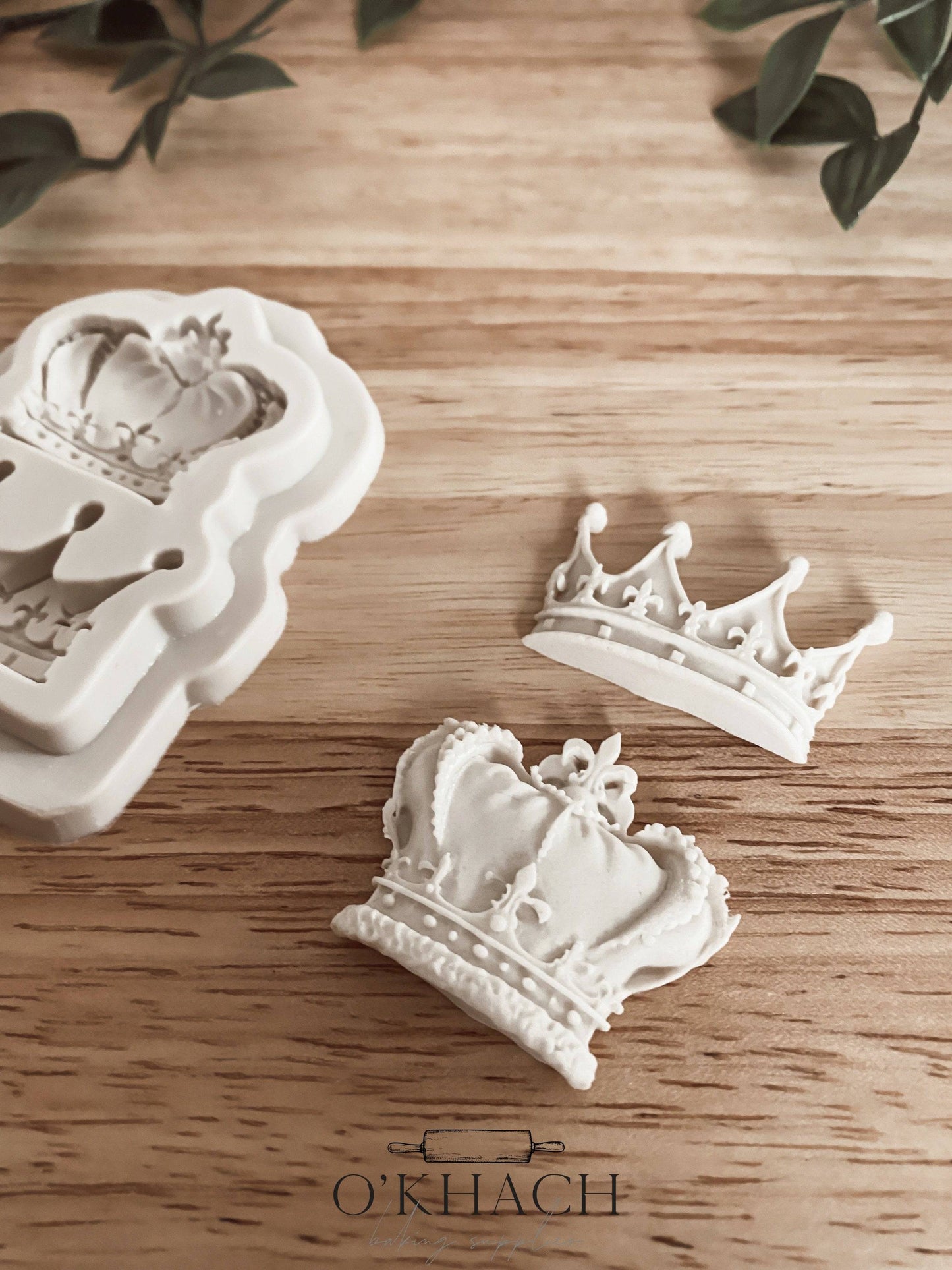 Crowns - Silicone Mould - Perfect for Fondant, Chocolate, & Cake Decorating