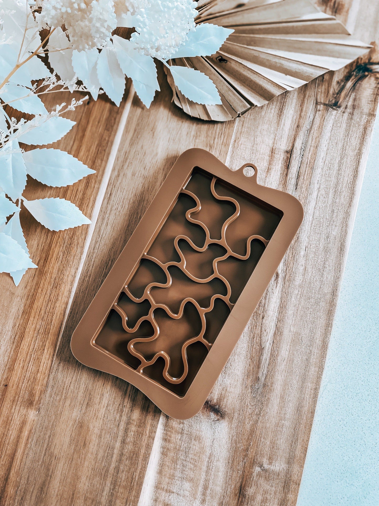 Scribble - Chocolate Silicone Mould - O'Khach Baking Supplies